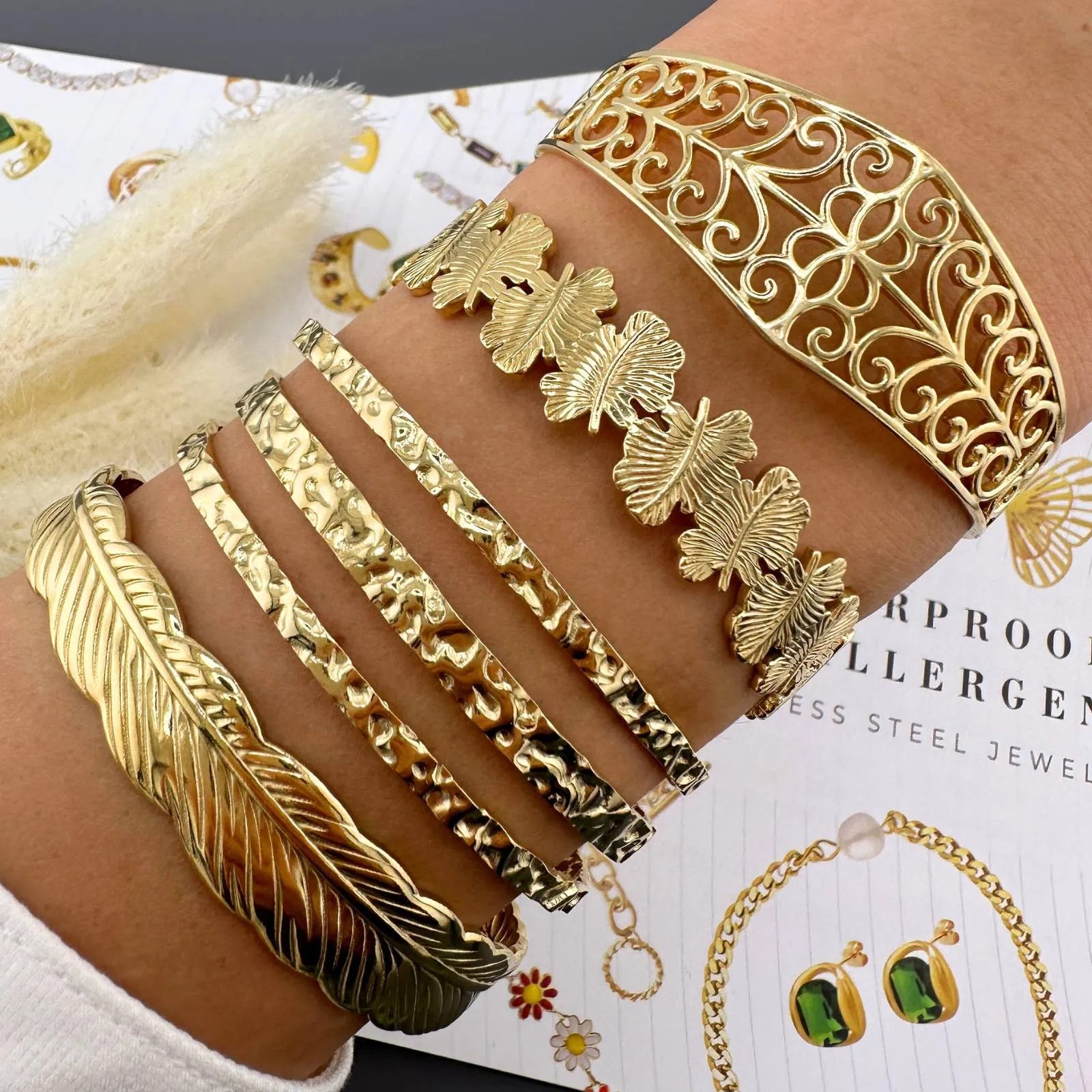 Feather Whirl Cuff – 18K Gold