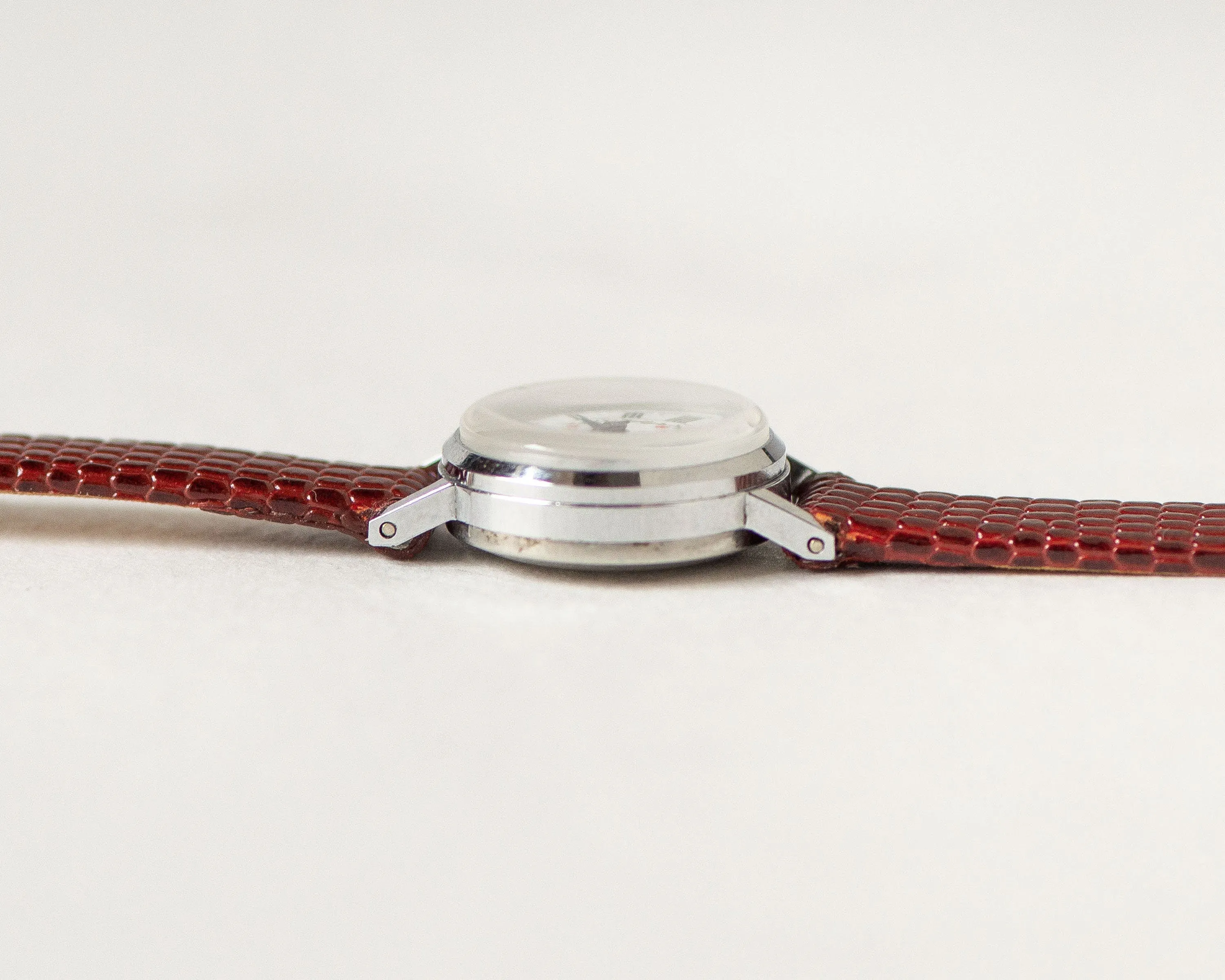Floral women watch Seagull, red flowers micro watch silver shade, Roman numerals girl watch gift jewelry classic, new genuine leather strap