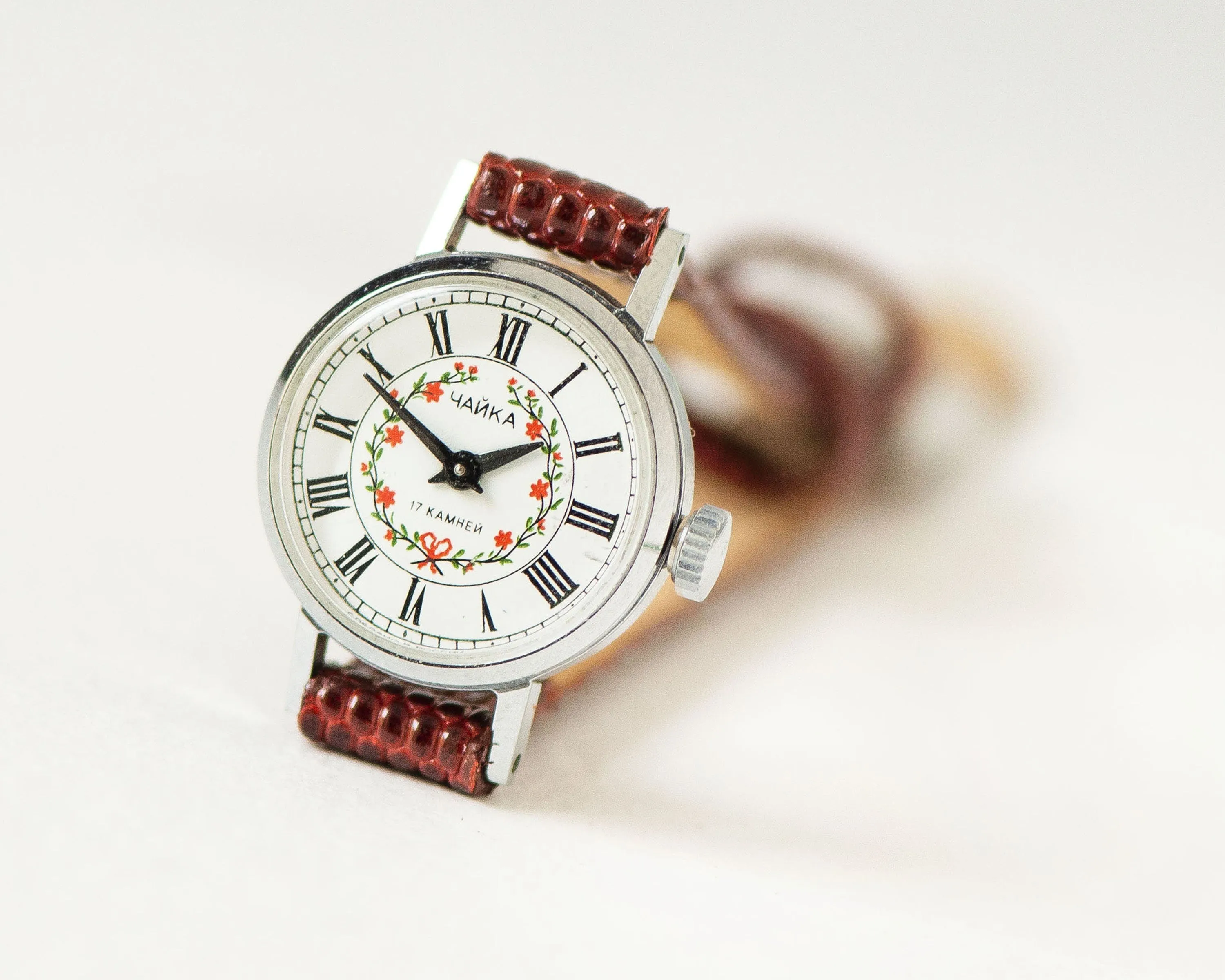 Floral women watch Seagull, red flowers micro watch silver shade, Roman numerals girl watch gift jewelry classic, new genuine leather strap