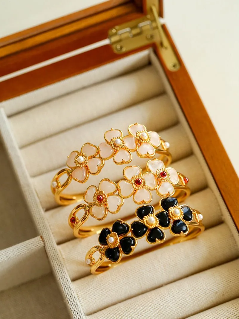 Four-leaf Clover Bangle Bracelets With Black Agate