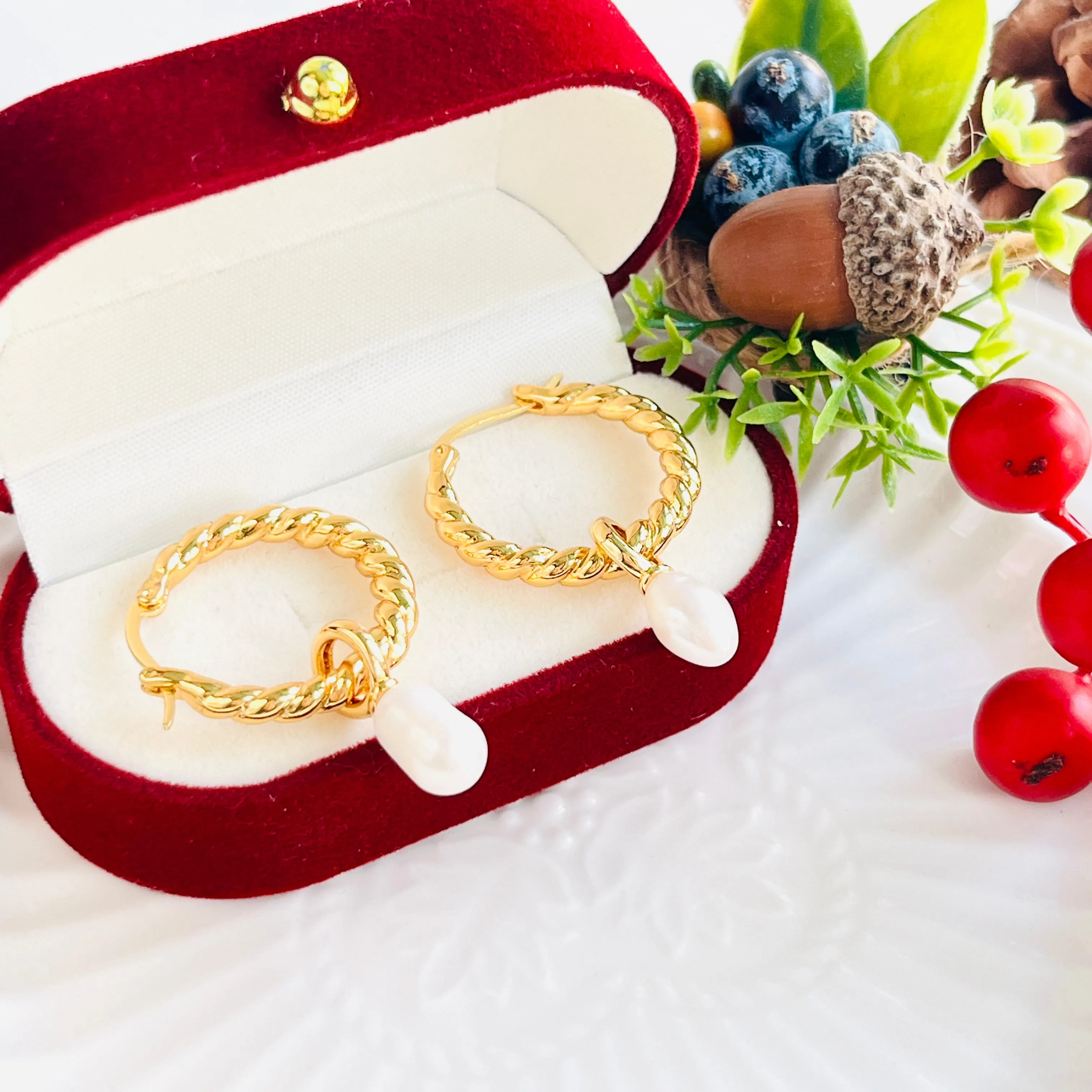 Freshwater Pearl Twisted Hoop Earrings