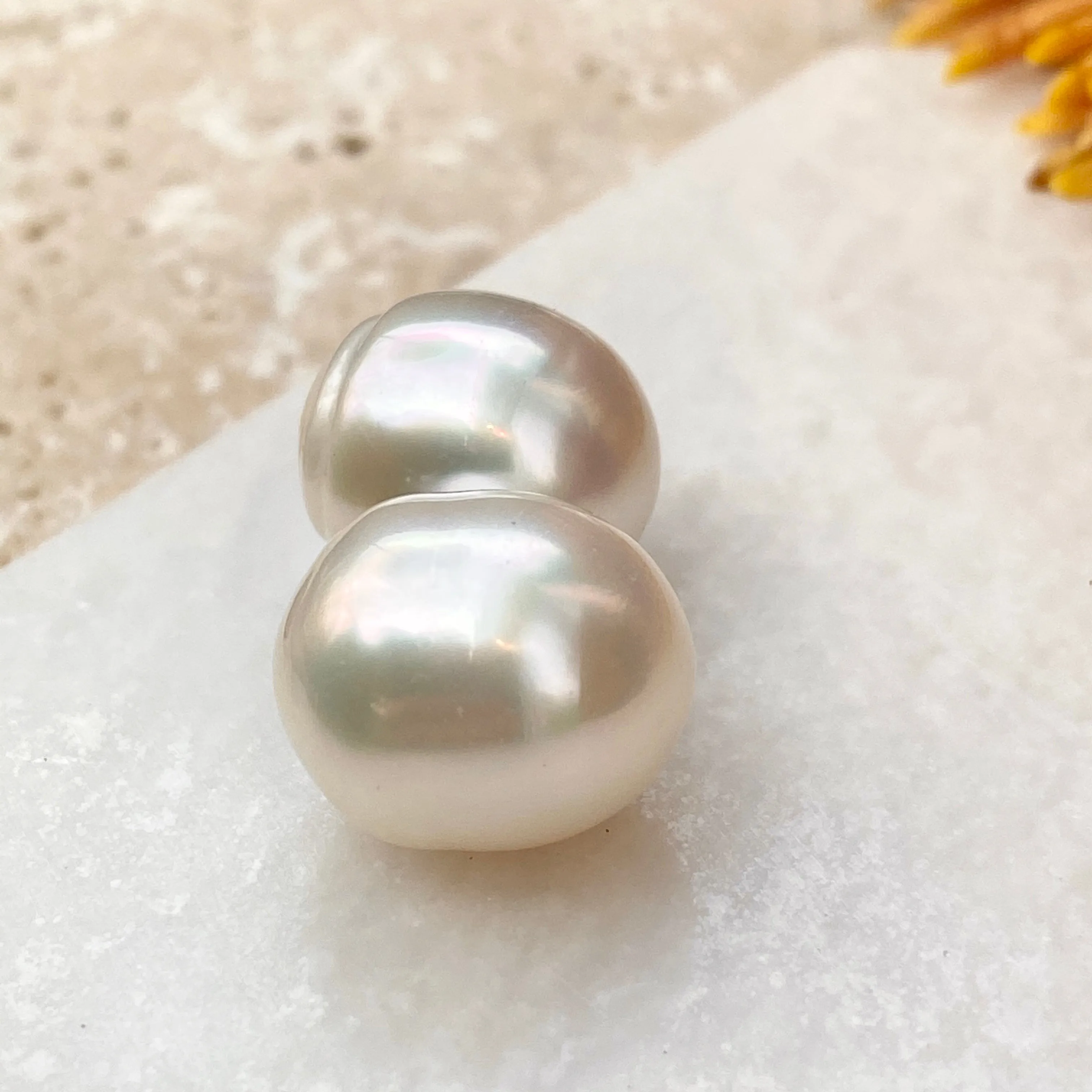 Genuine Paspaley South Sea Loose Pearl Pair Oval "Fine" Quality 12mm