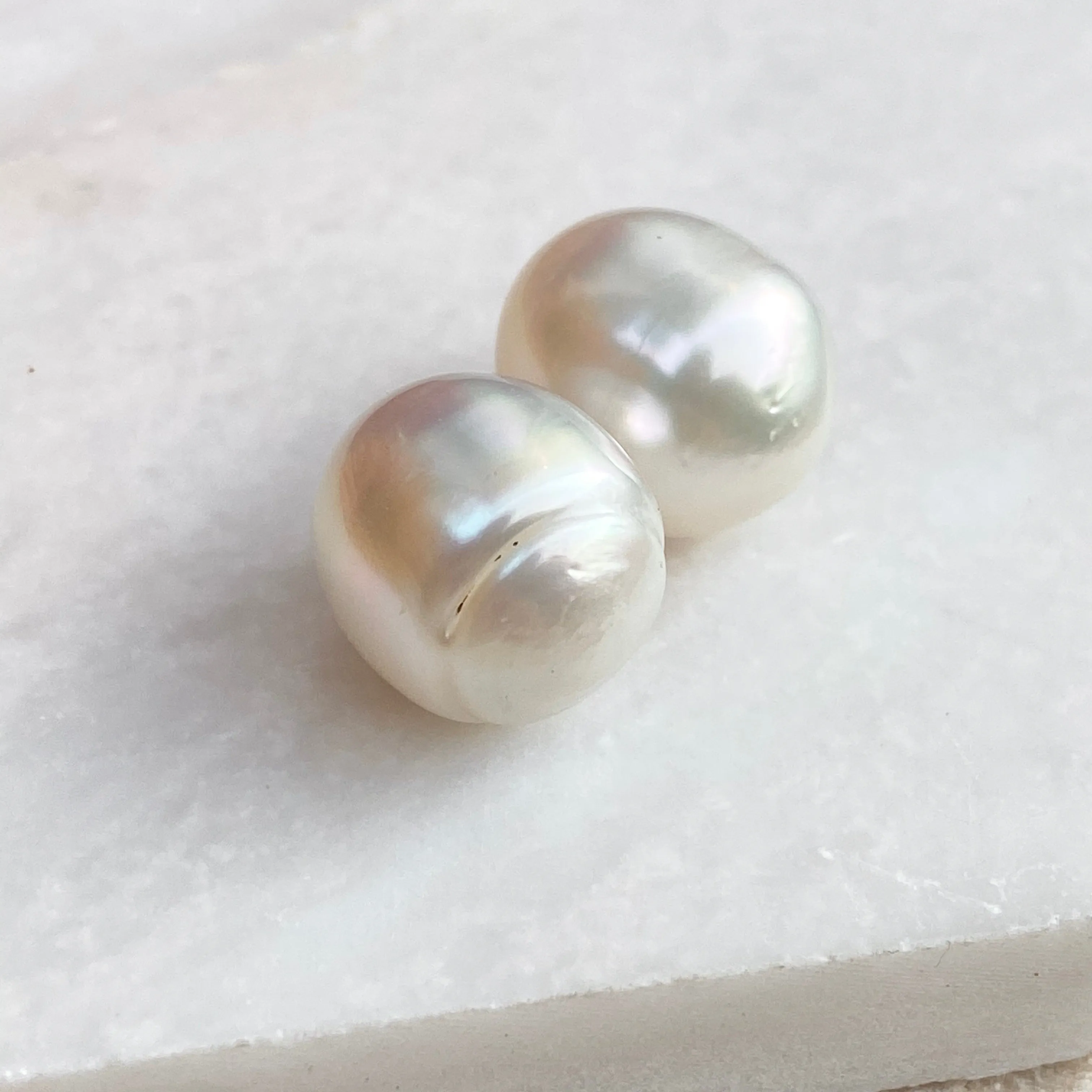 Genuine Paspaley South Sea Loose Pearl Pair Oval "Fine" Quality 12mm