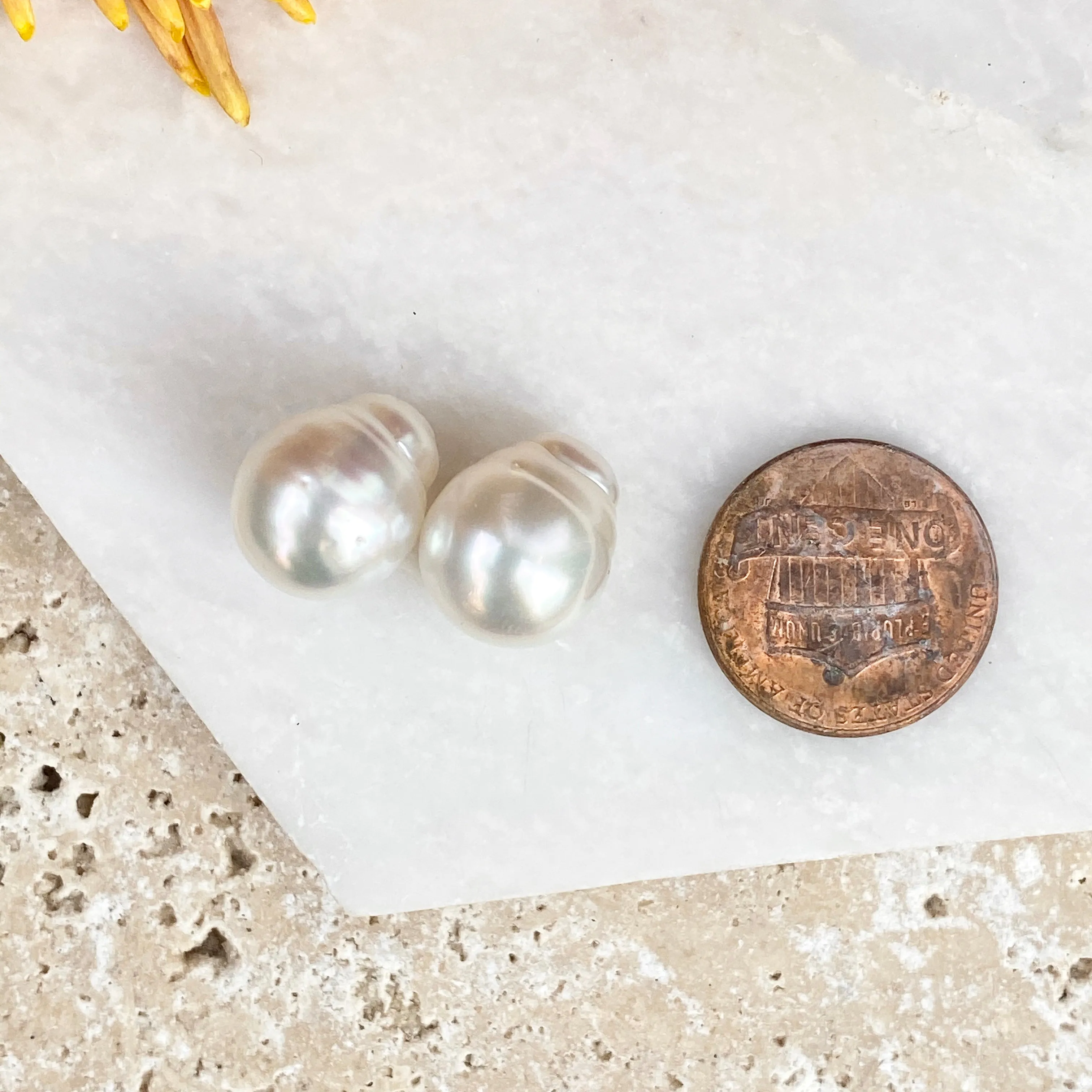 Genuine Paspaley South Sea Loose Pearl Pair "Fine" Quality 11mm