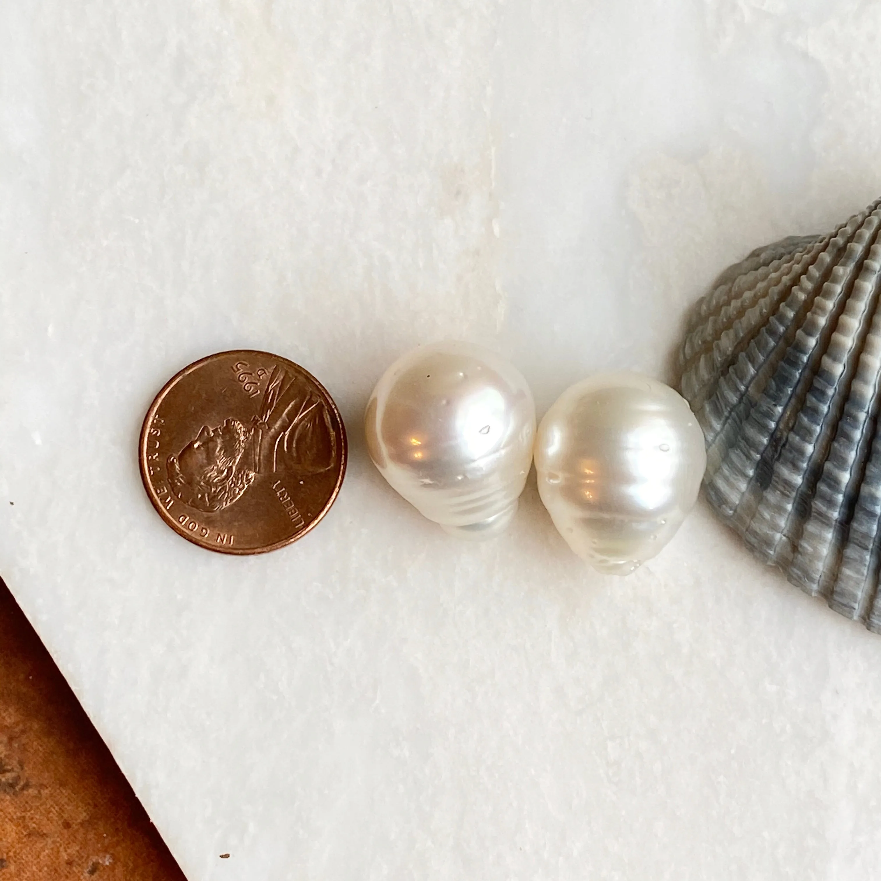 Genuine Paspaley South Sea Loose Pearl Pair "Fine" Quality 15mm