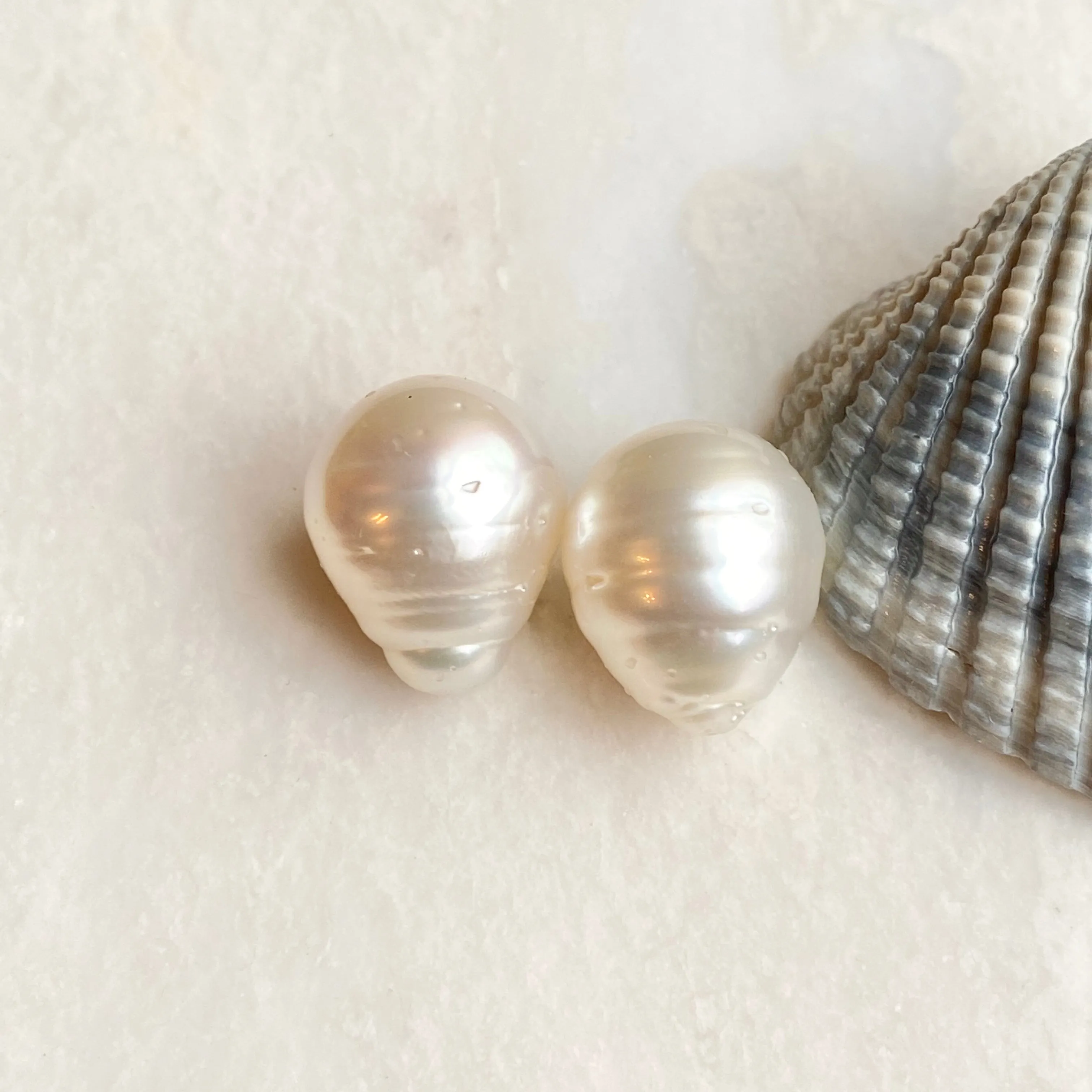 Genuine Paspaley South Sea Loose Pearl Pair "Fine" Quality 15mm