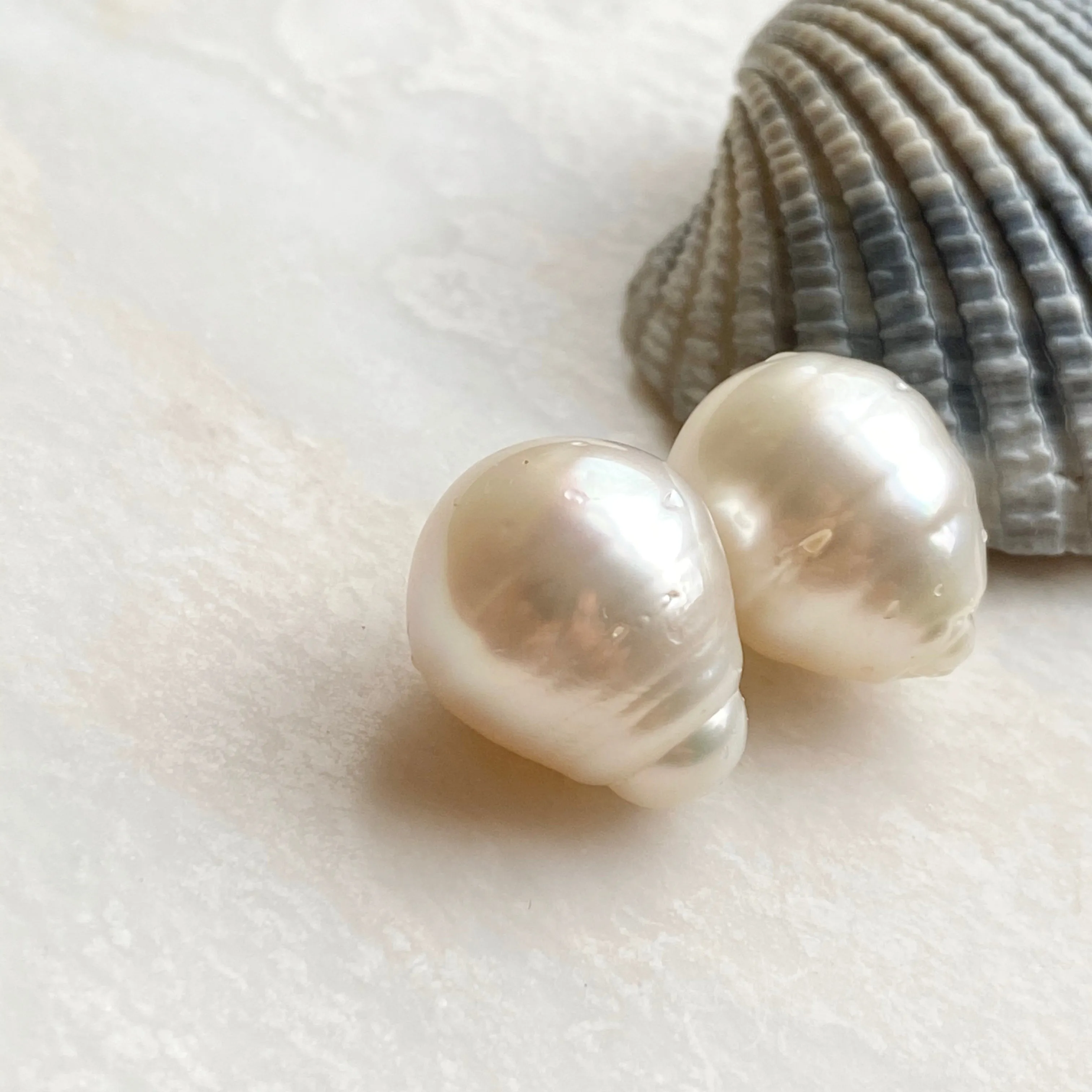 Genuine Paspaley South Sea Loose Pearl Pair "Fine" Quality 15mm