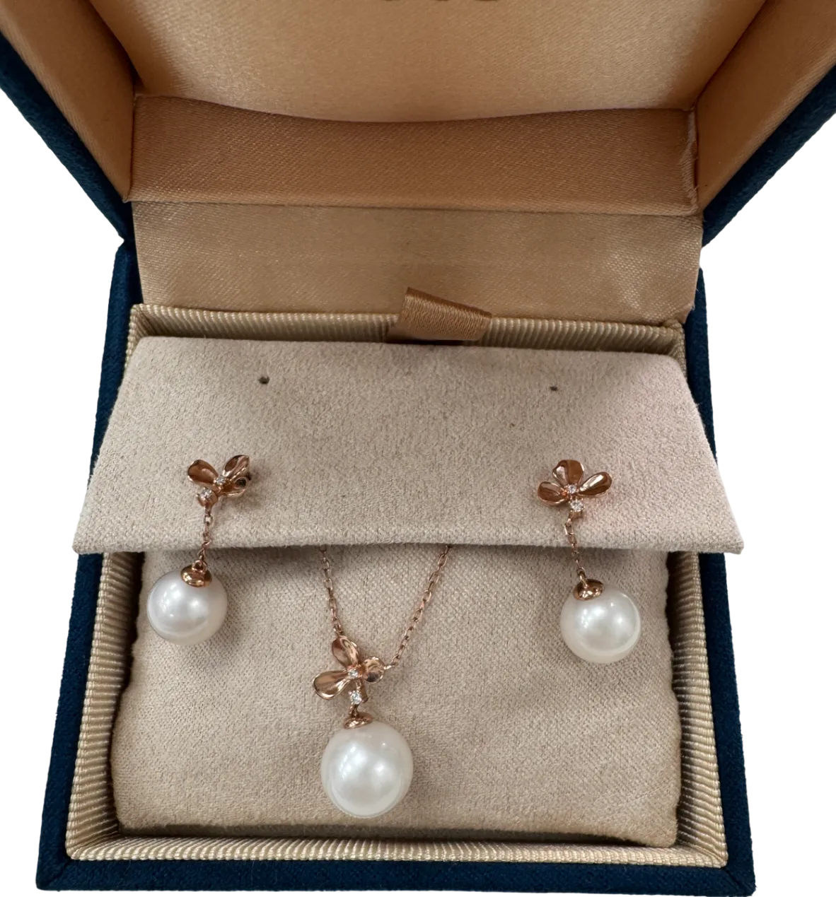 GINGIBERI 18k solid Yellow gold and real pearls -  Diamond Pendant Necklace And Earring Set