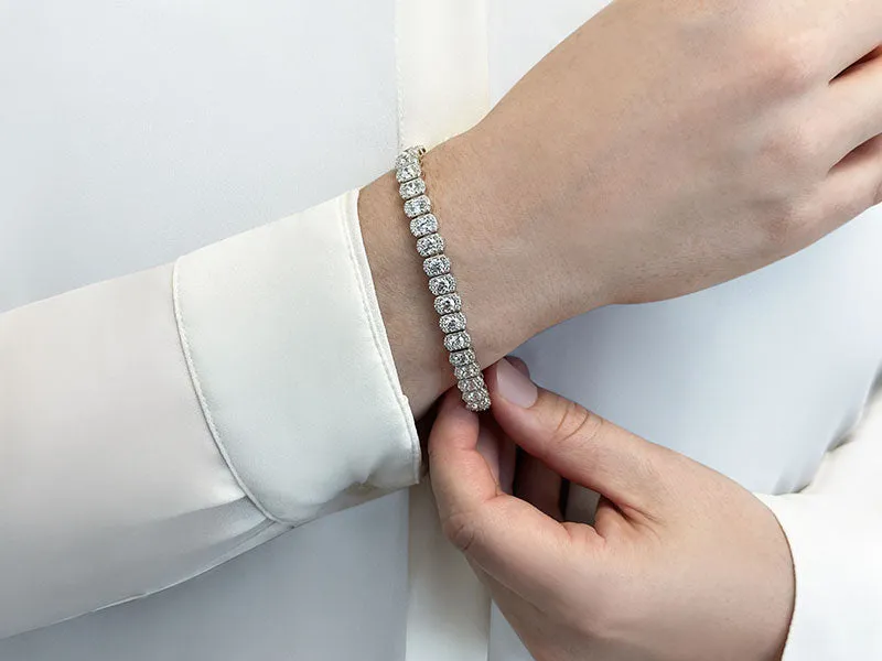 Halo Vintage Diamond Bracelet with 9.10 ct.(finished) 1.3mm, 3.75mm