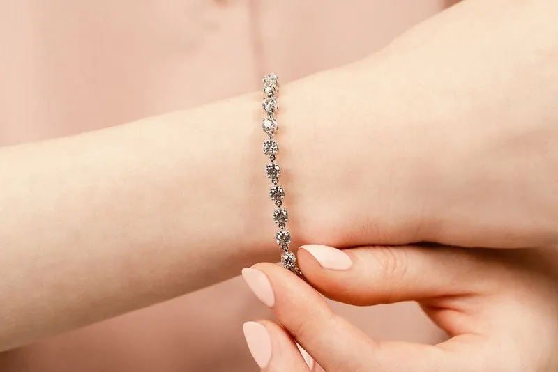 Linked Lab-Grown Diamond Tennis Bracelet with 7.00 ct.(finished) 4mm