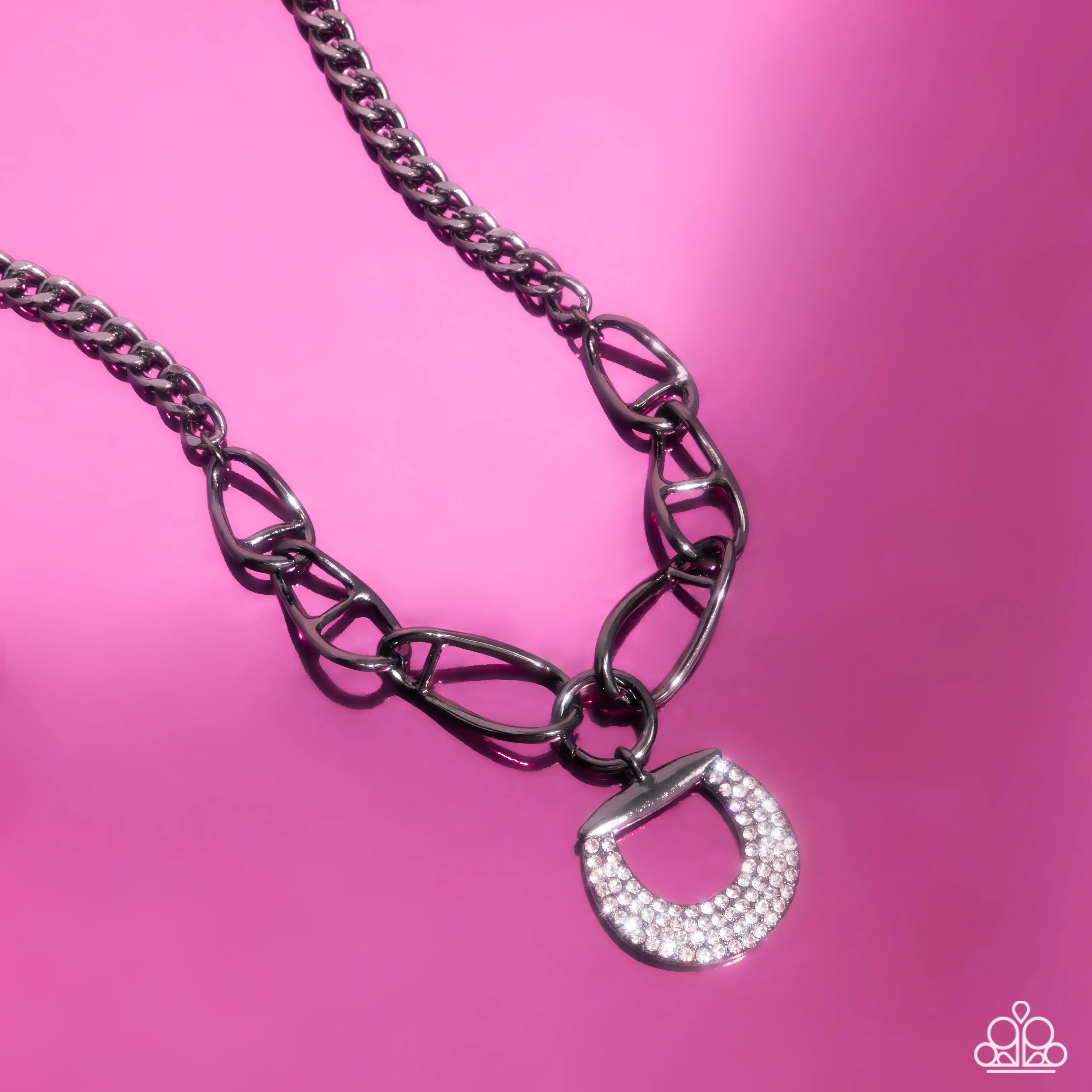 Linked Leader - Black - White Rhinestone Pendant Gunmetal Link Paparazzi Short Necklace
