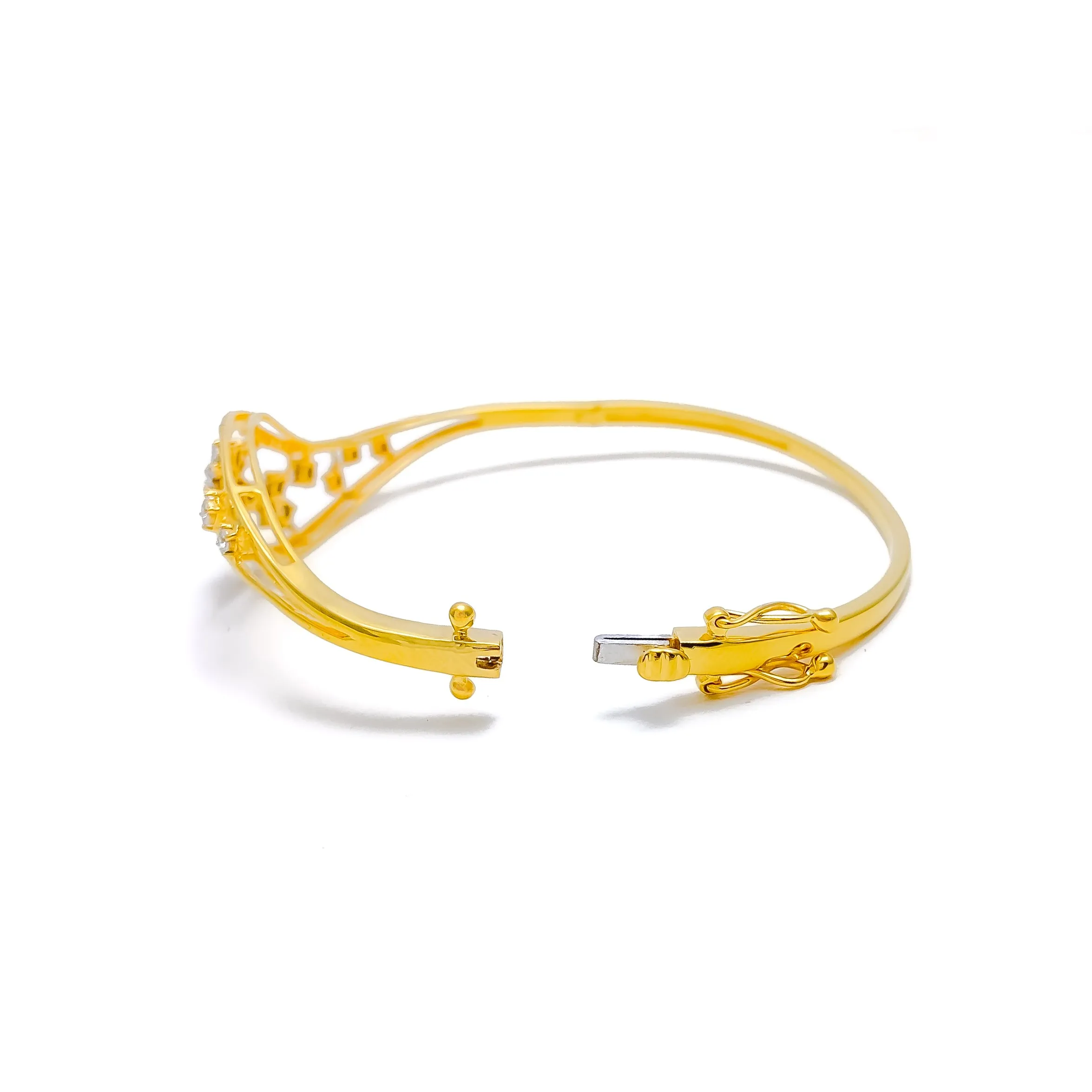 Luminescent Glimmering Diamond   18k Gold Bangle Bracelet