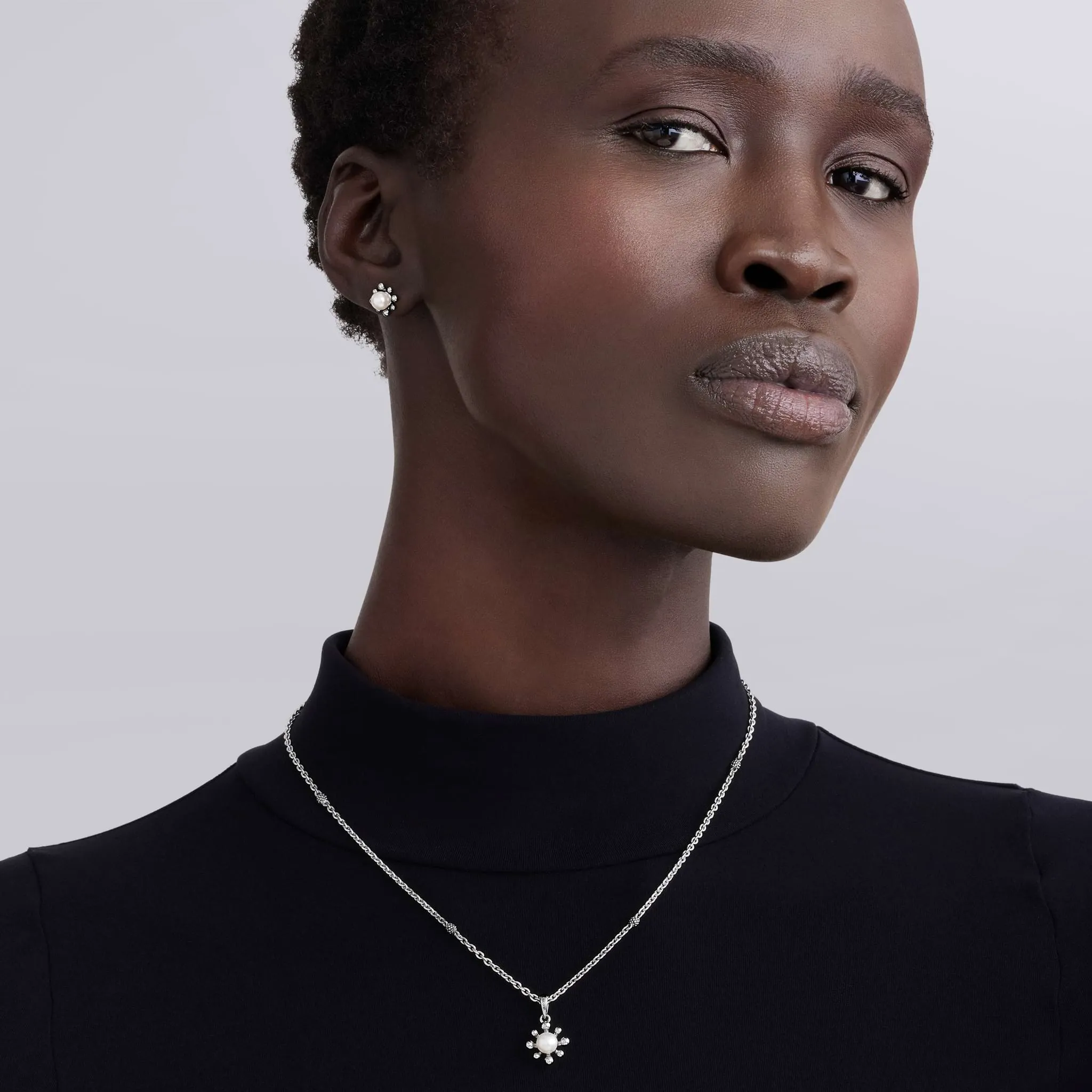 Luna Fleur Pearl Earrings and Pendant Necklace Gift Set