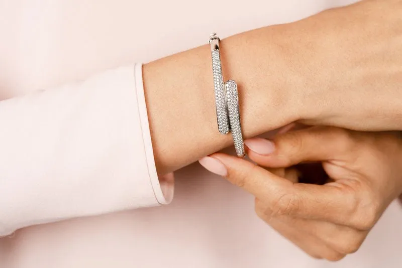 Luxe Diamond Bangle with 2.24 ct.(finished) 1.2mm, 1.4mm, 1.6mm