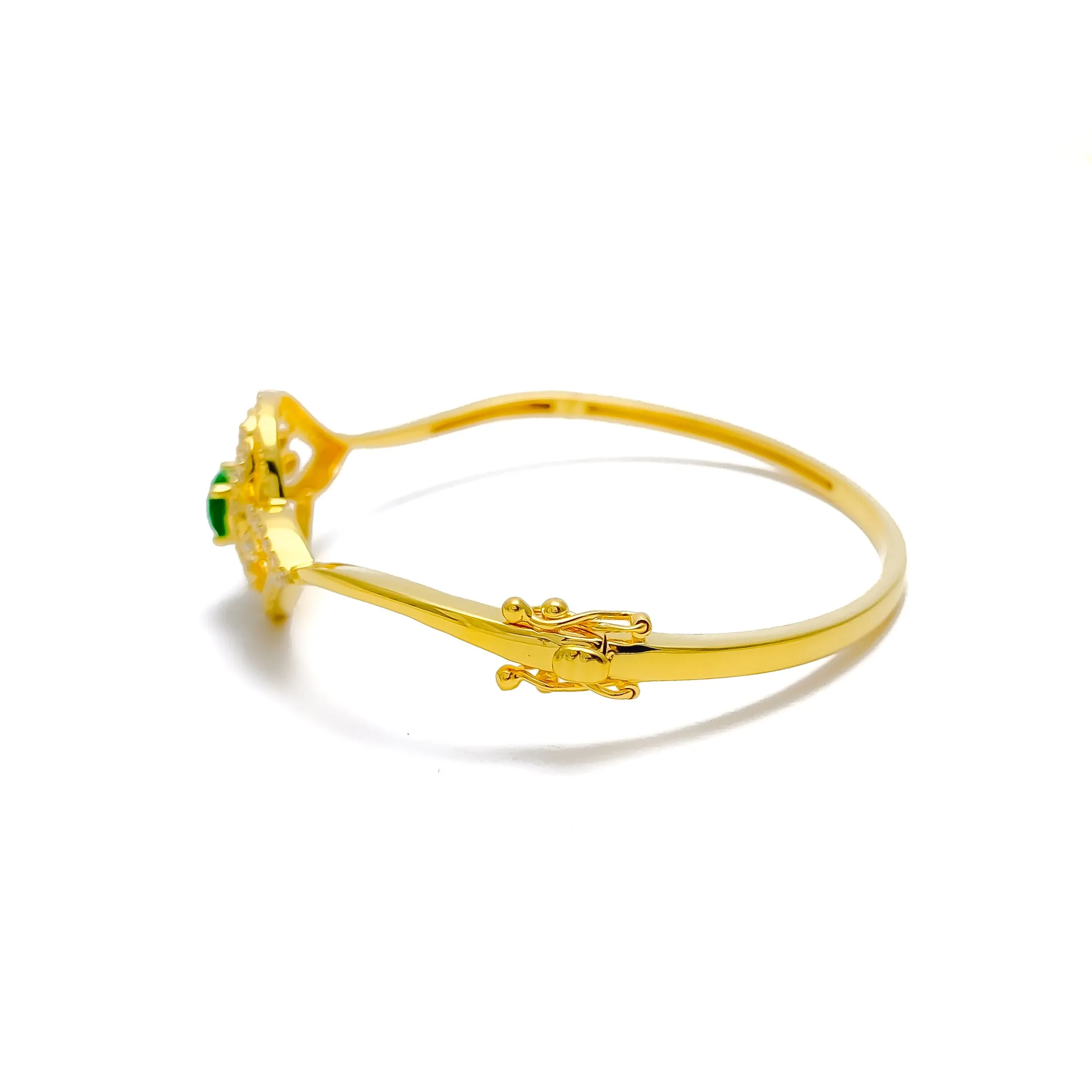 Majestic Leaf Adorned Diamond   18k Gold Bangle Bracelet