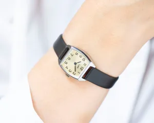 Mint condition wristwatch for women Ray, silver shade women watch minimalist dial, square women watch Arabic numerals, genuine leather strap