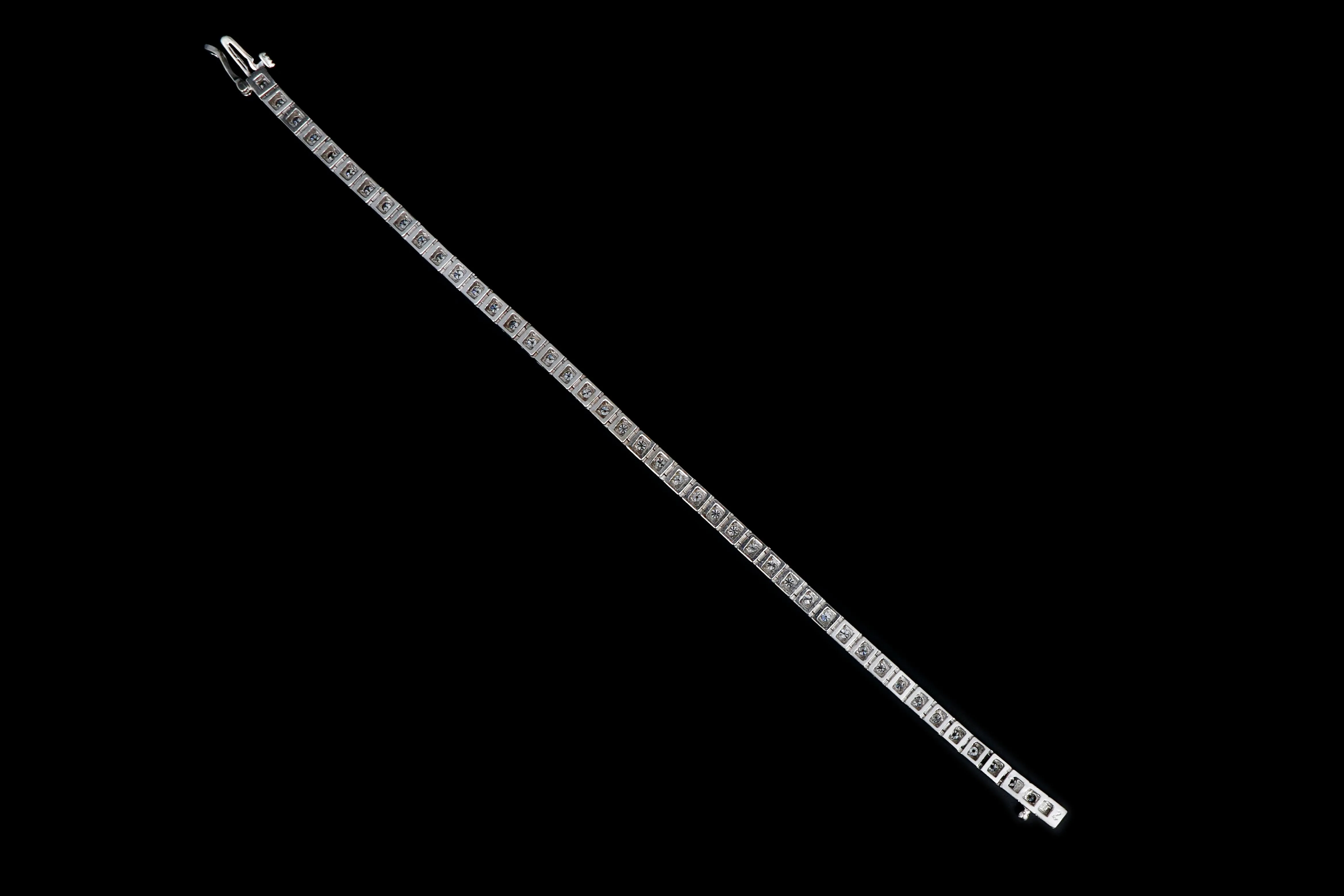 Modern 14K White Gold 1.25 CTW Round Brilliant Cut Diamond Tennis Bracelet