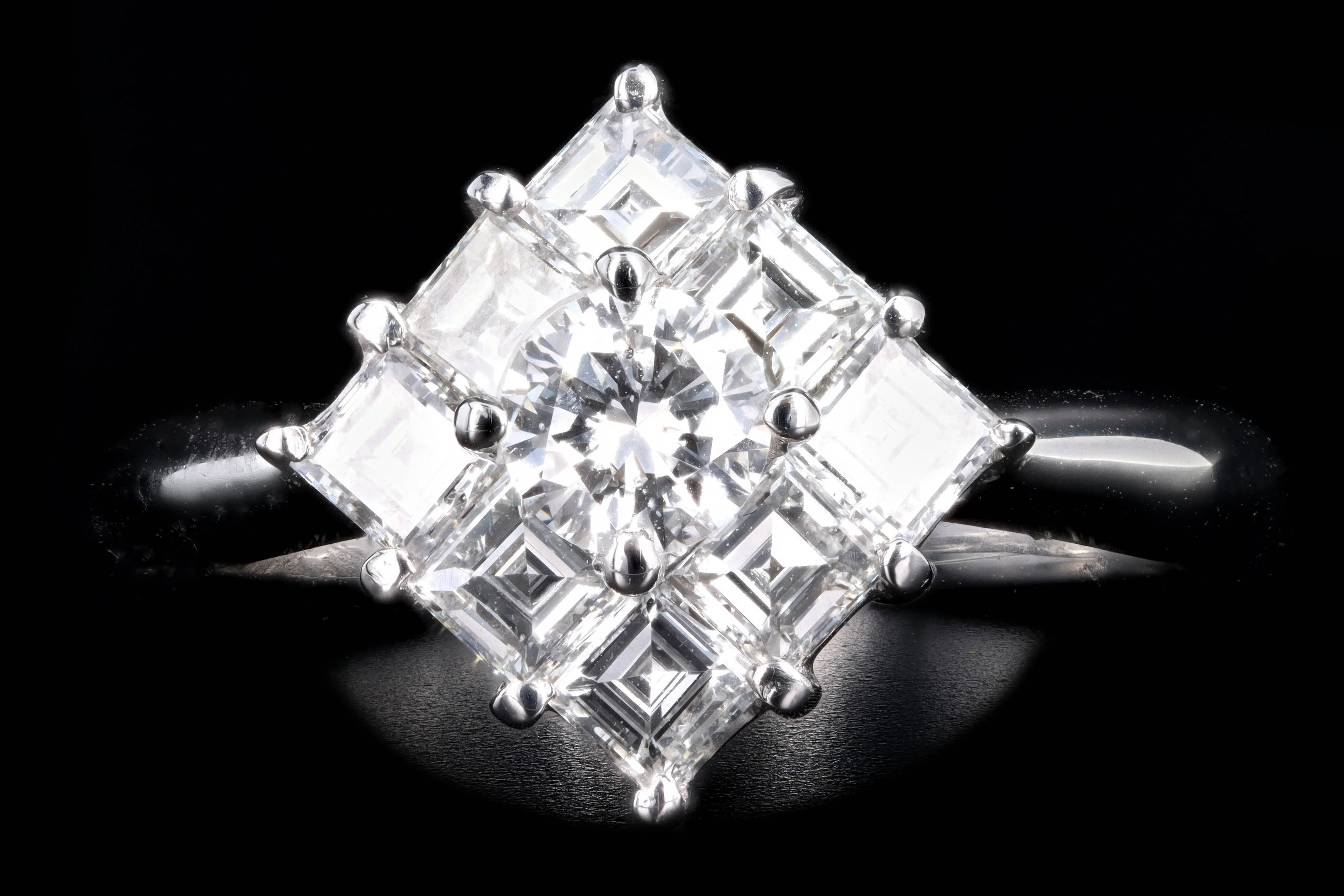 Modern Platinum .31 Carat Round Brilliant & Asscher Cut Diamond Ring