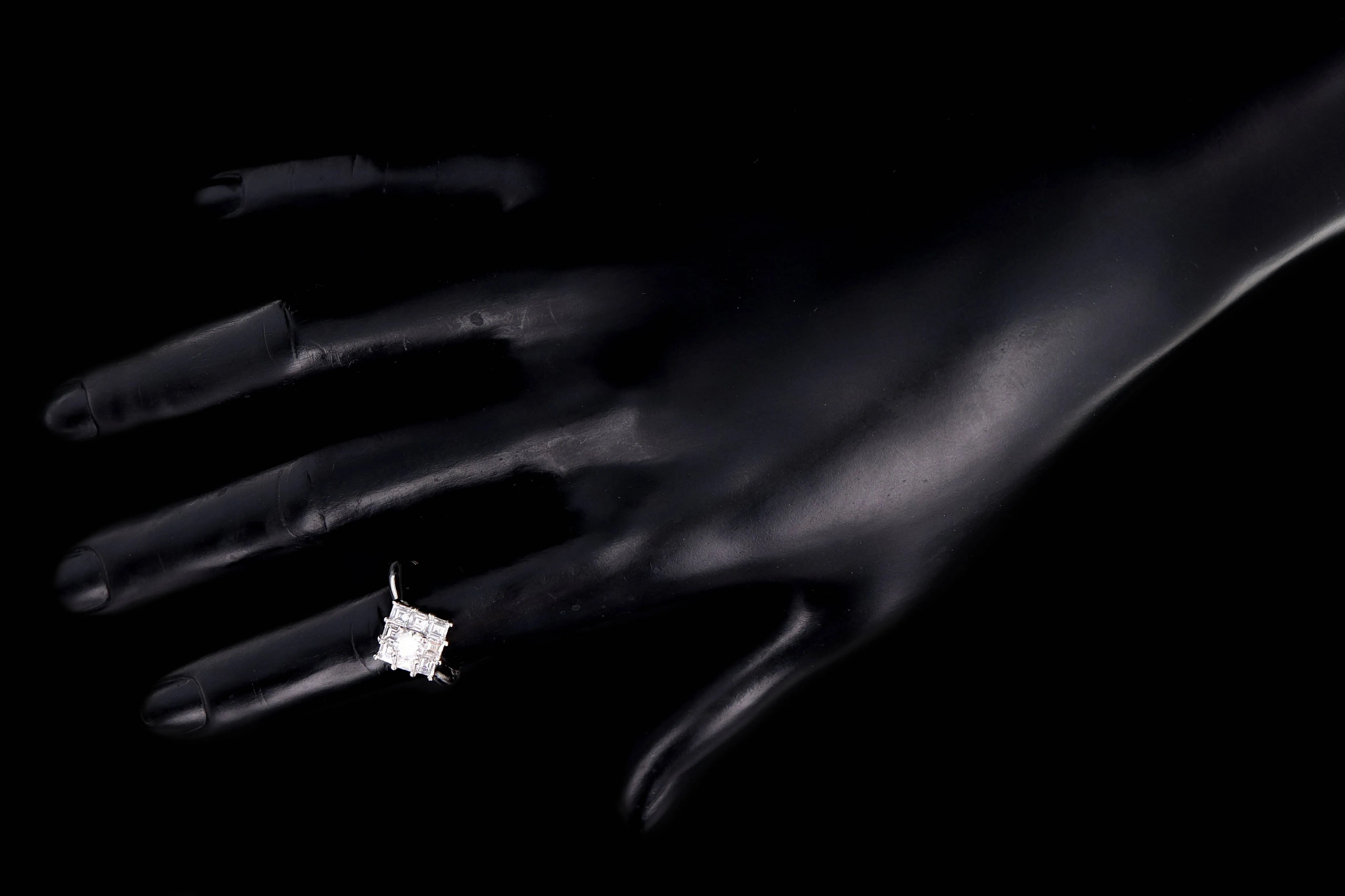Modern Platinum .31 Carat Round Brilliant & Asscher Cut Diamond Ring