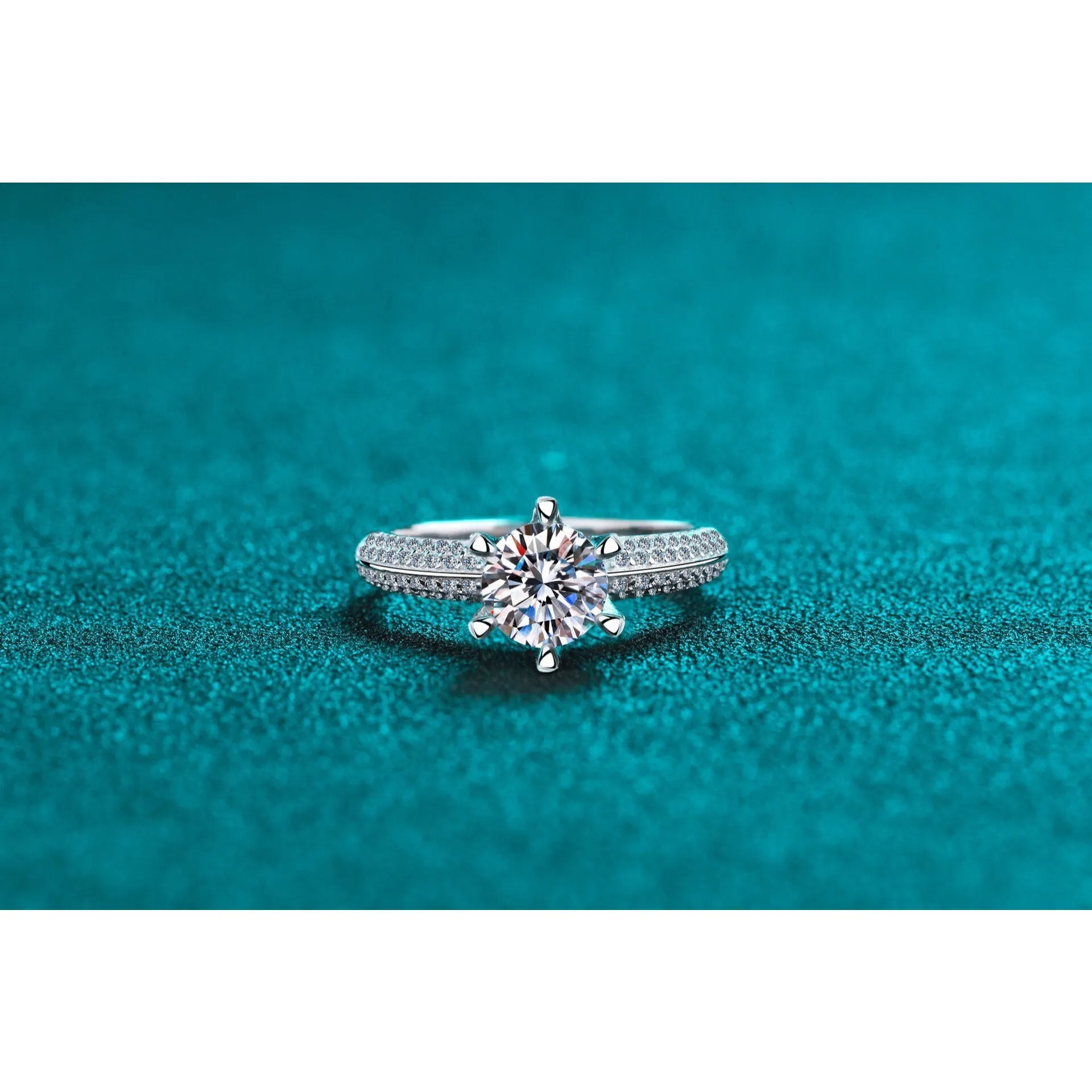 Moissanite Engagement Rings-Classic Solitaire Rings-RM011