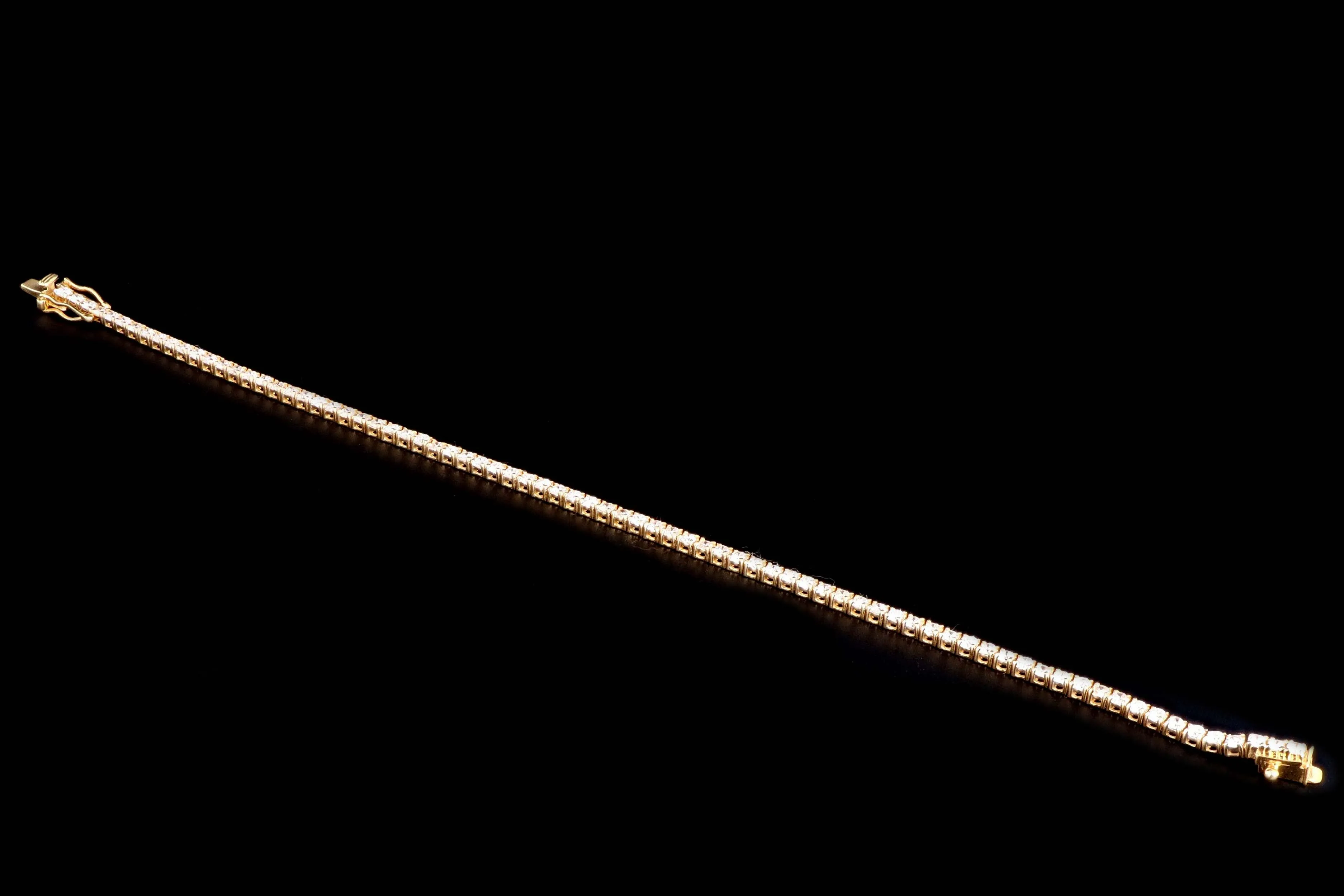 New 14K Yellow Gold 3.77 Carat Round Brilliant Cut Diamond Tennis Bracelet