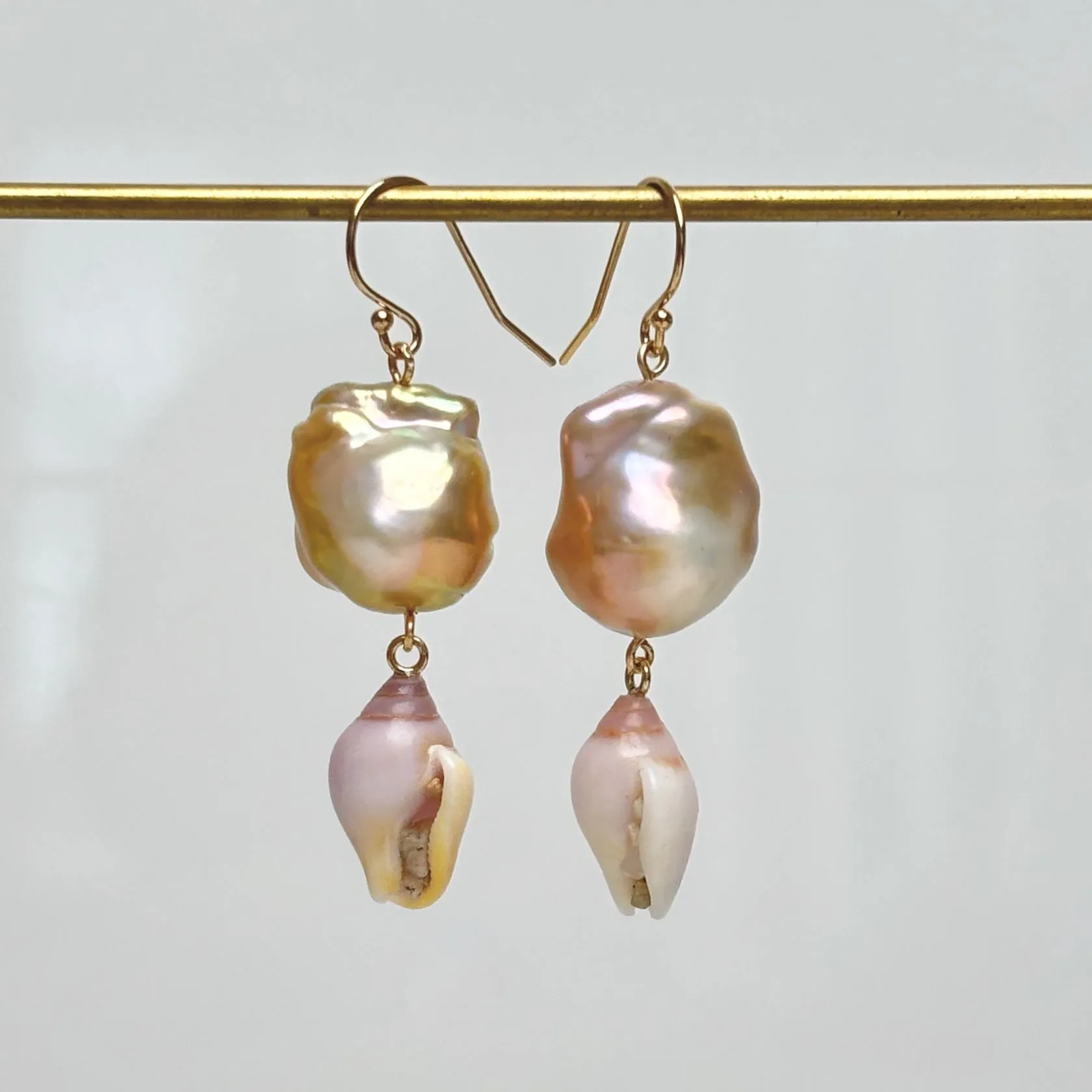 ocean’s treasure pearl dangle earrings