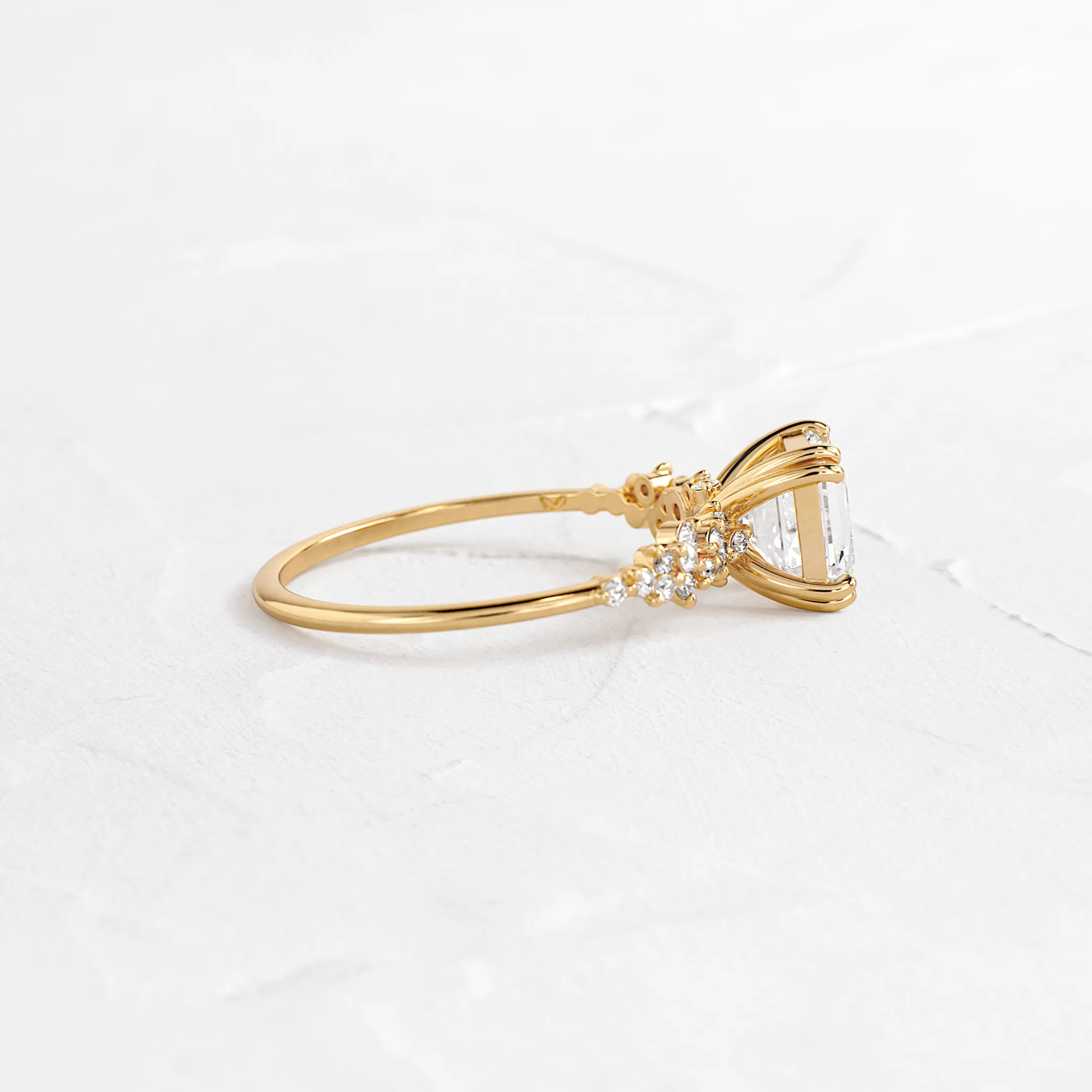 On The Horizon Ring, Asscher Cut