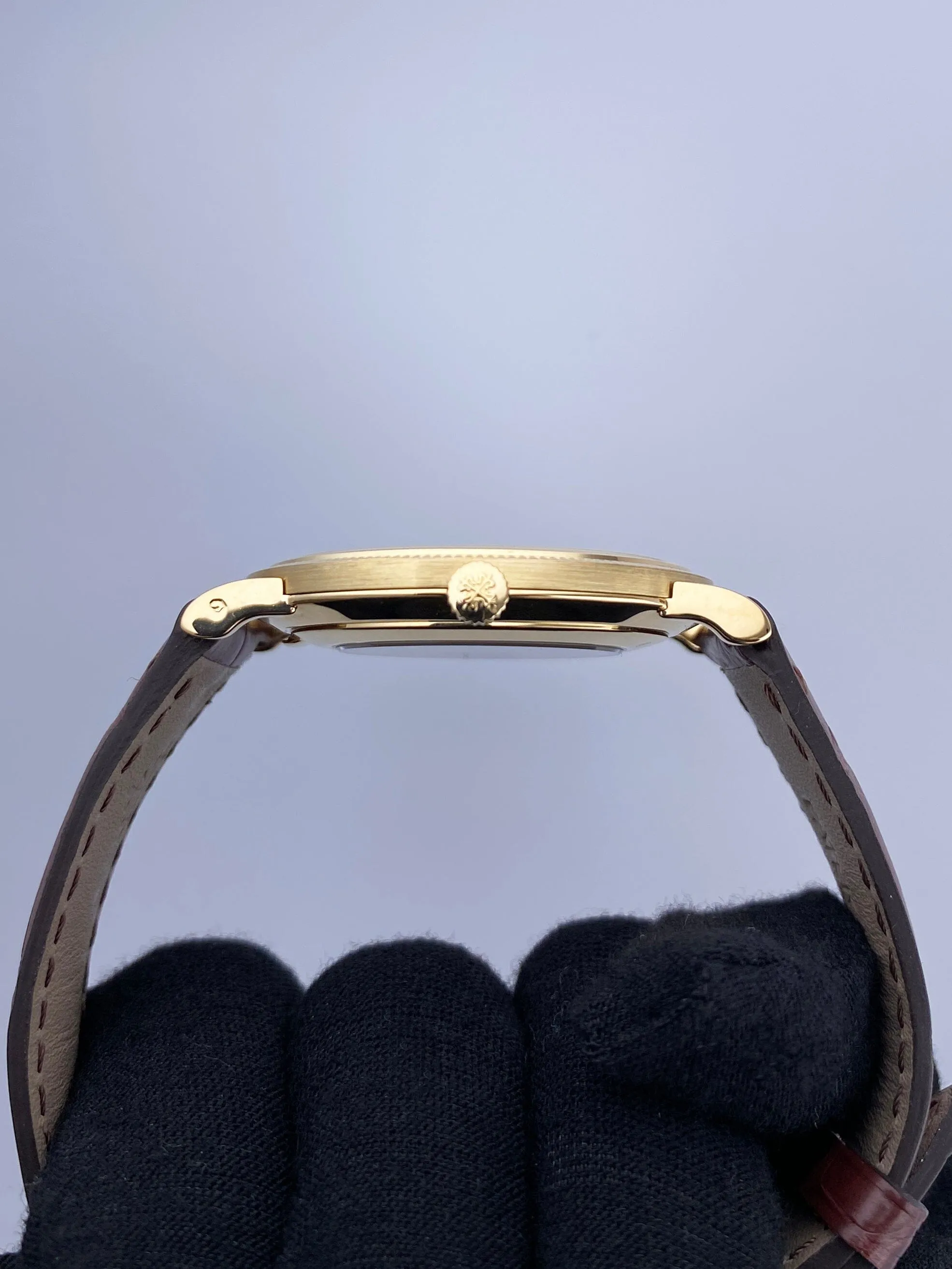 Patek Philippe Calatrava 5119J 18K Yellow Gold Mens Watch