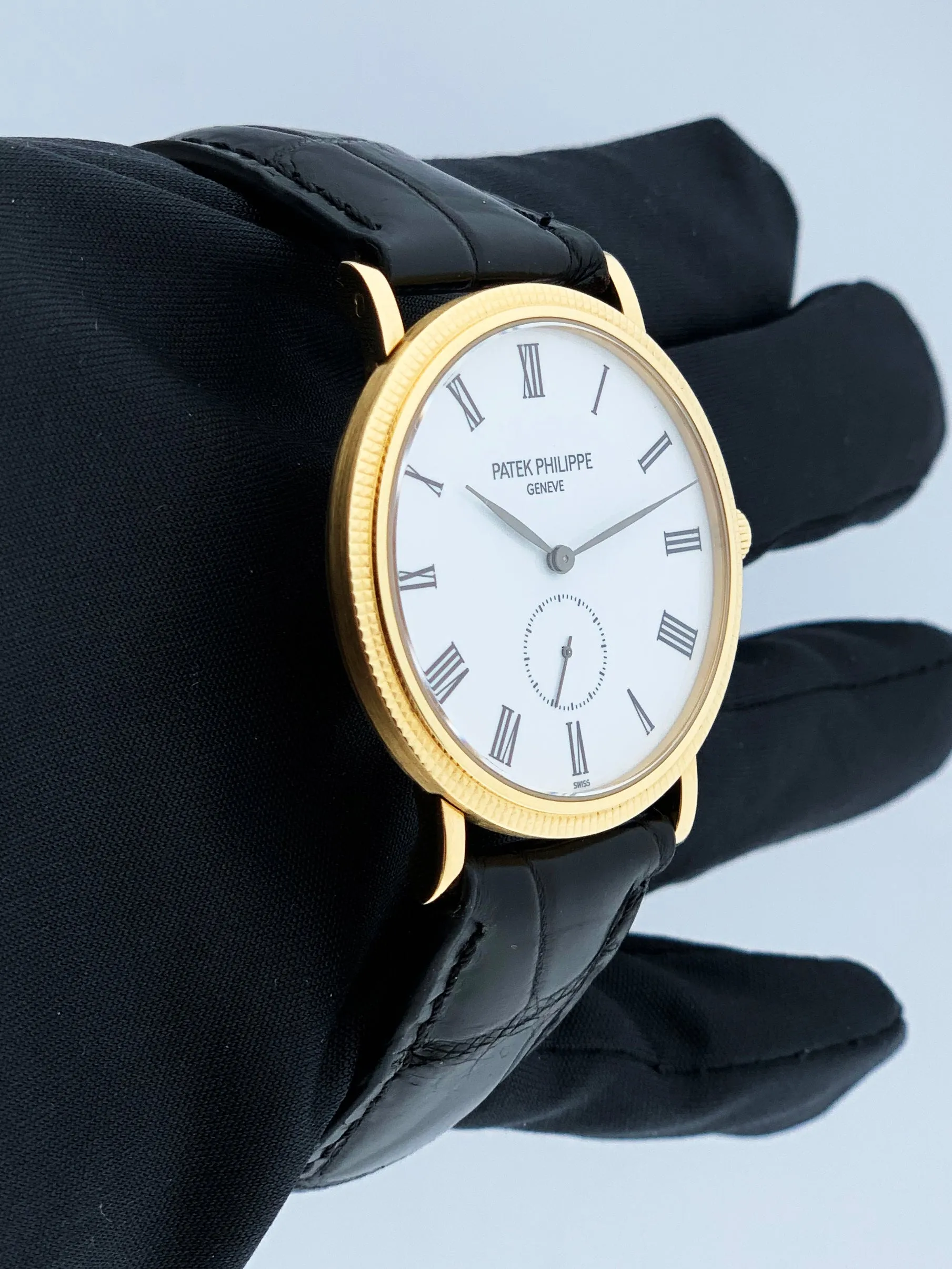 Patek Philippe Calatrava 5119J Mens Watch Papers
