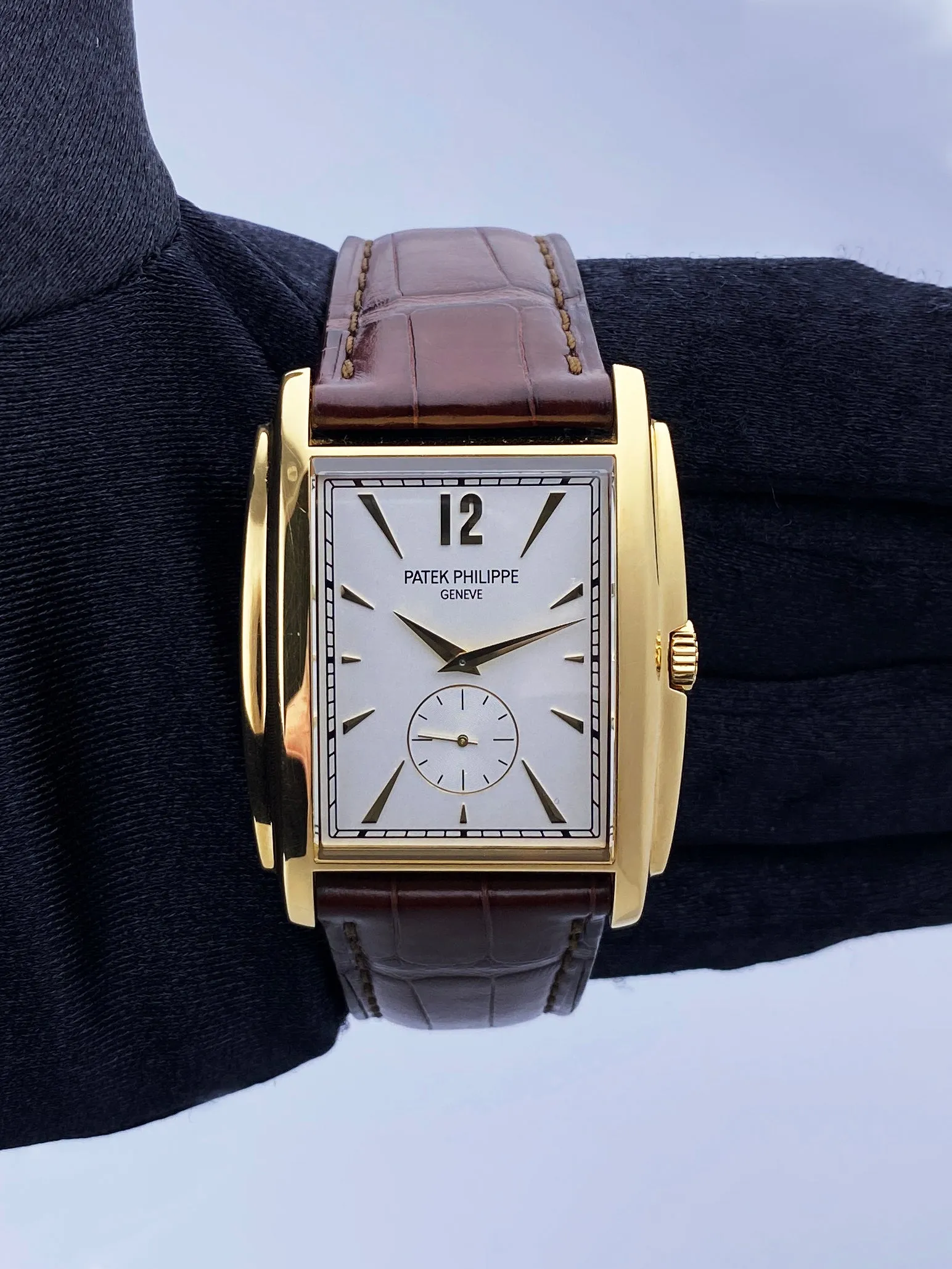 Patek Philippe Gondolo 5124J 18K Yellow Gold Mens Watch With Papers