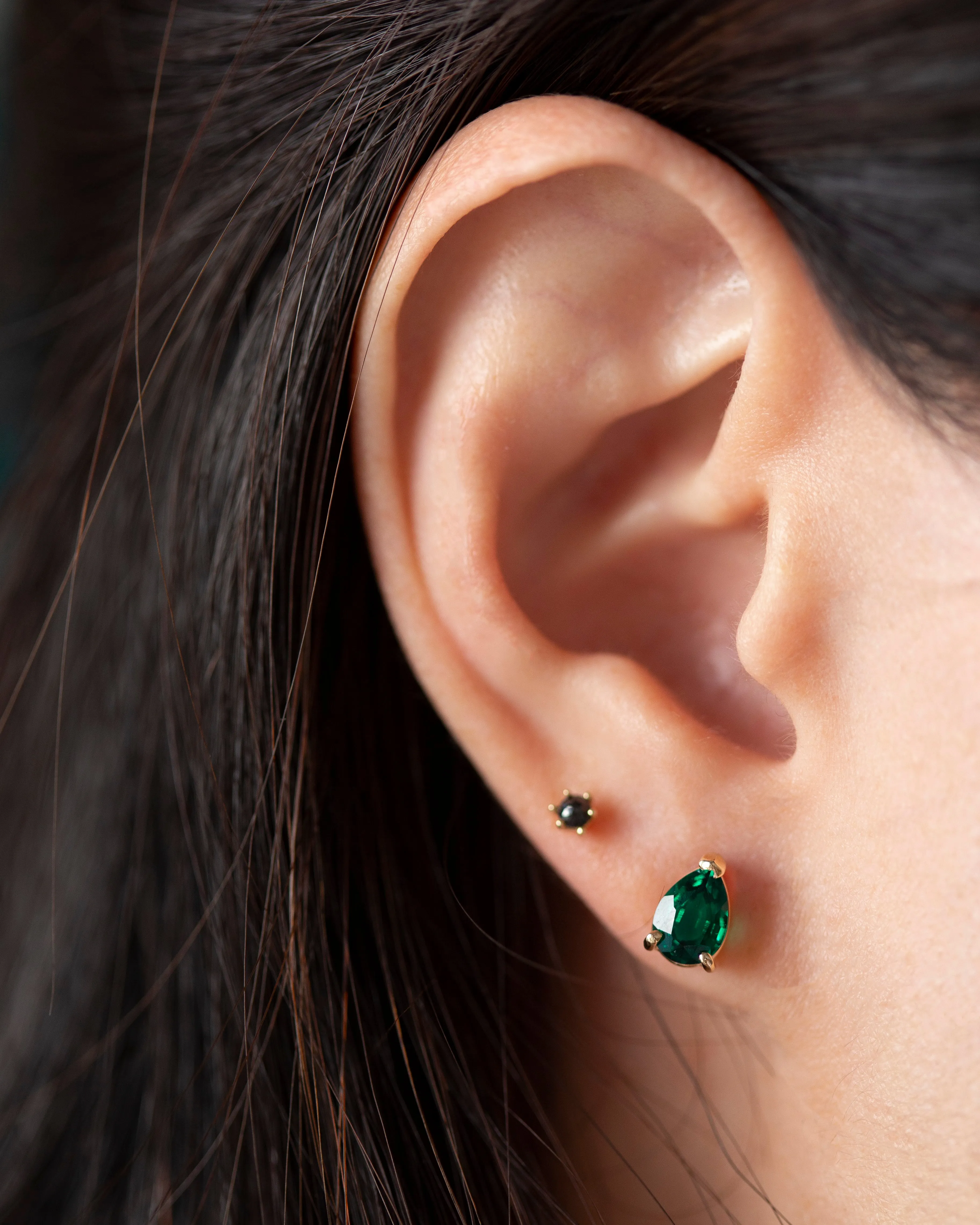 Pear Emerald Stud Earrings in 14k Gold
