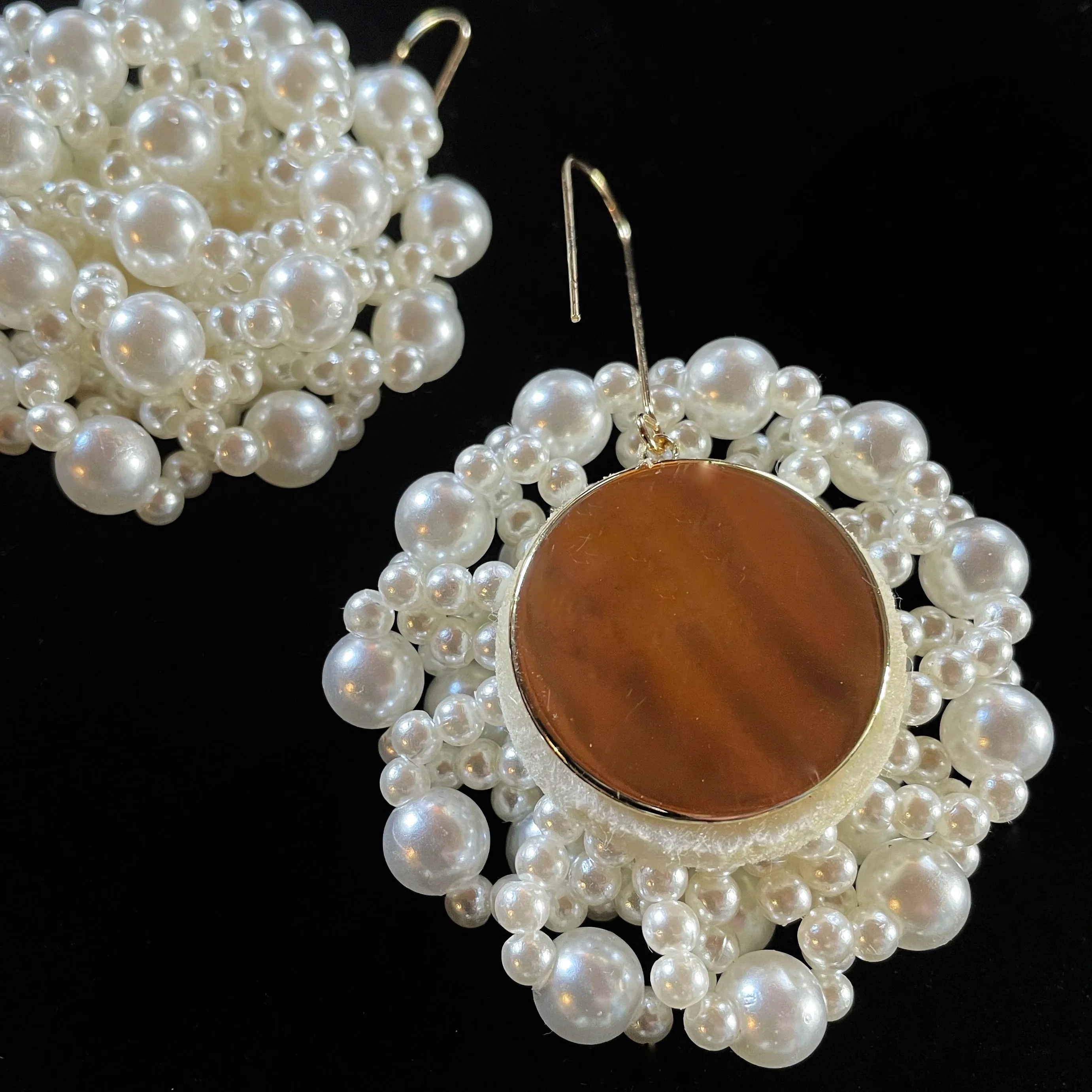 PEARL CLUSTER DISC EARRINGS