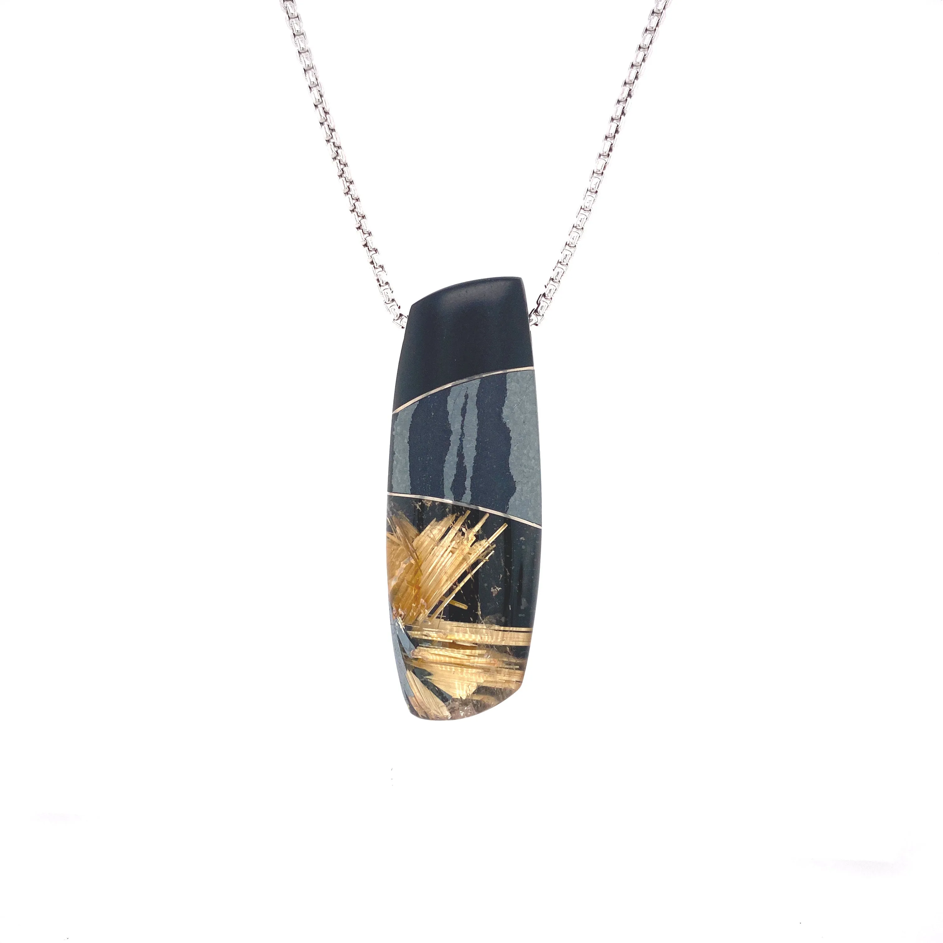 Pendant by Steve Walters