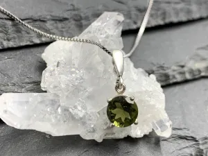 Pendant with Moldavite 7mm