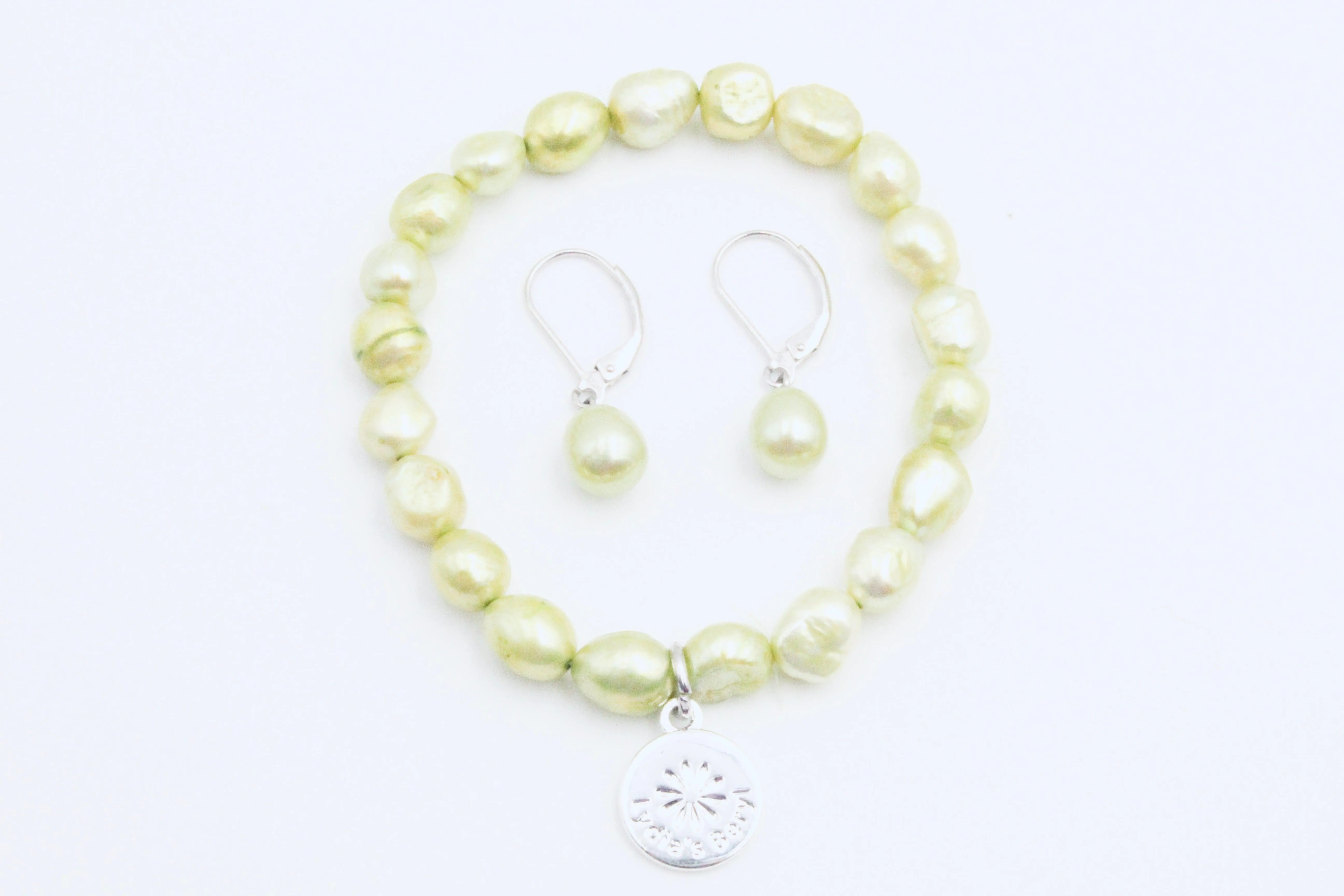 Peridot Pearl Earrings