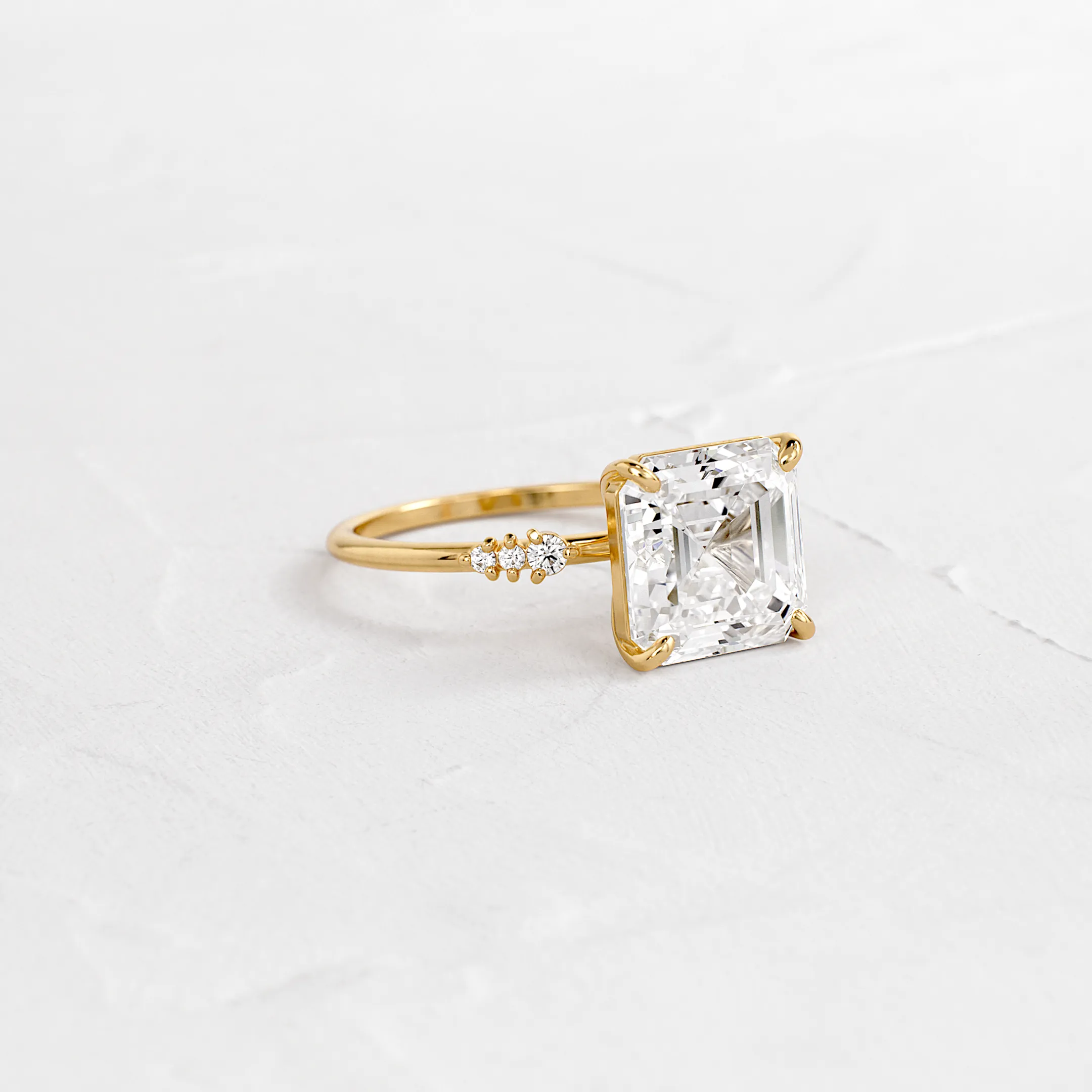 Poppy Seed Ring, Asscher Cut