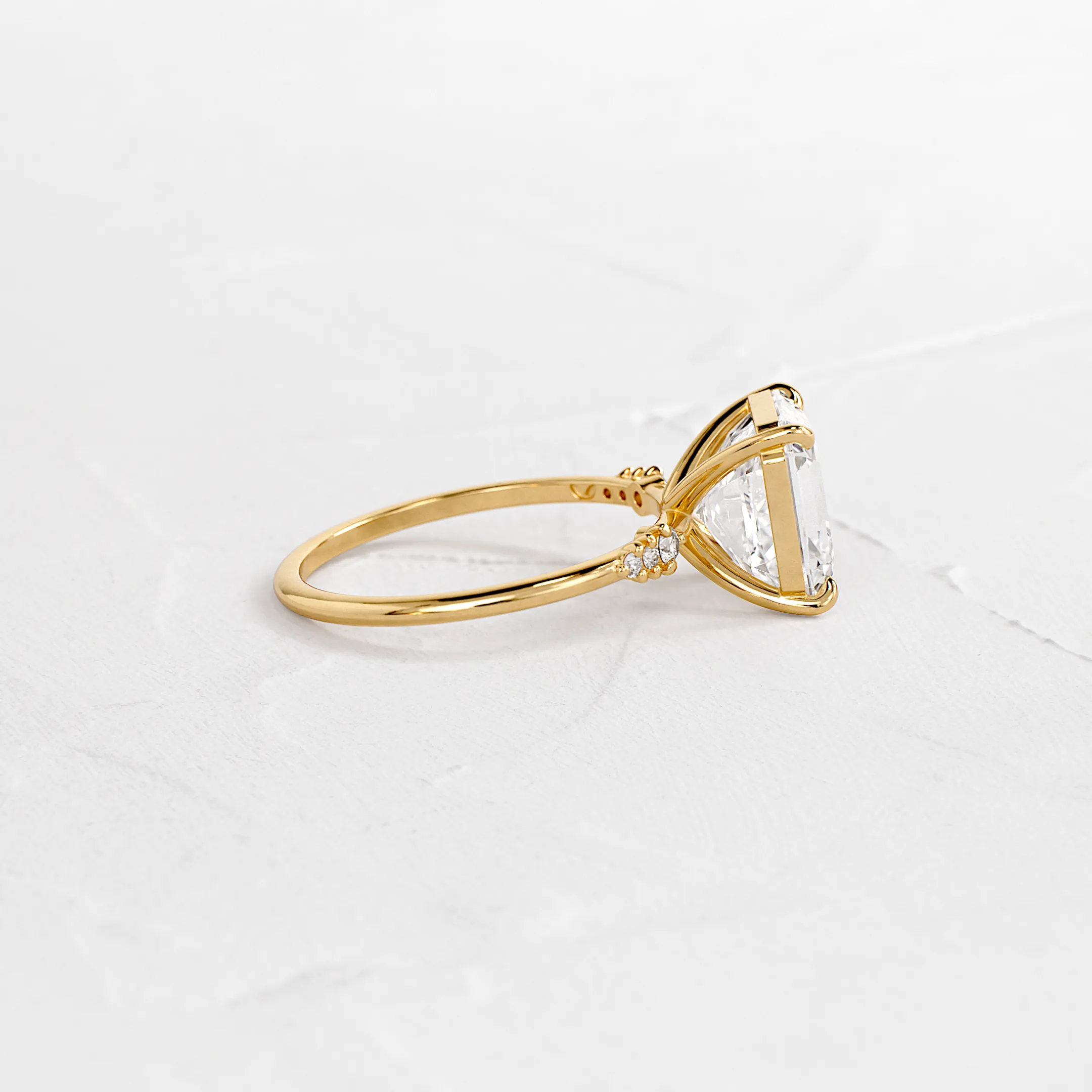Poppy Seed Ring, Asscher Cut