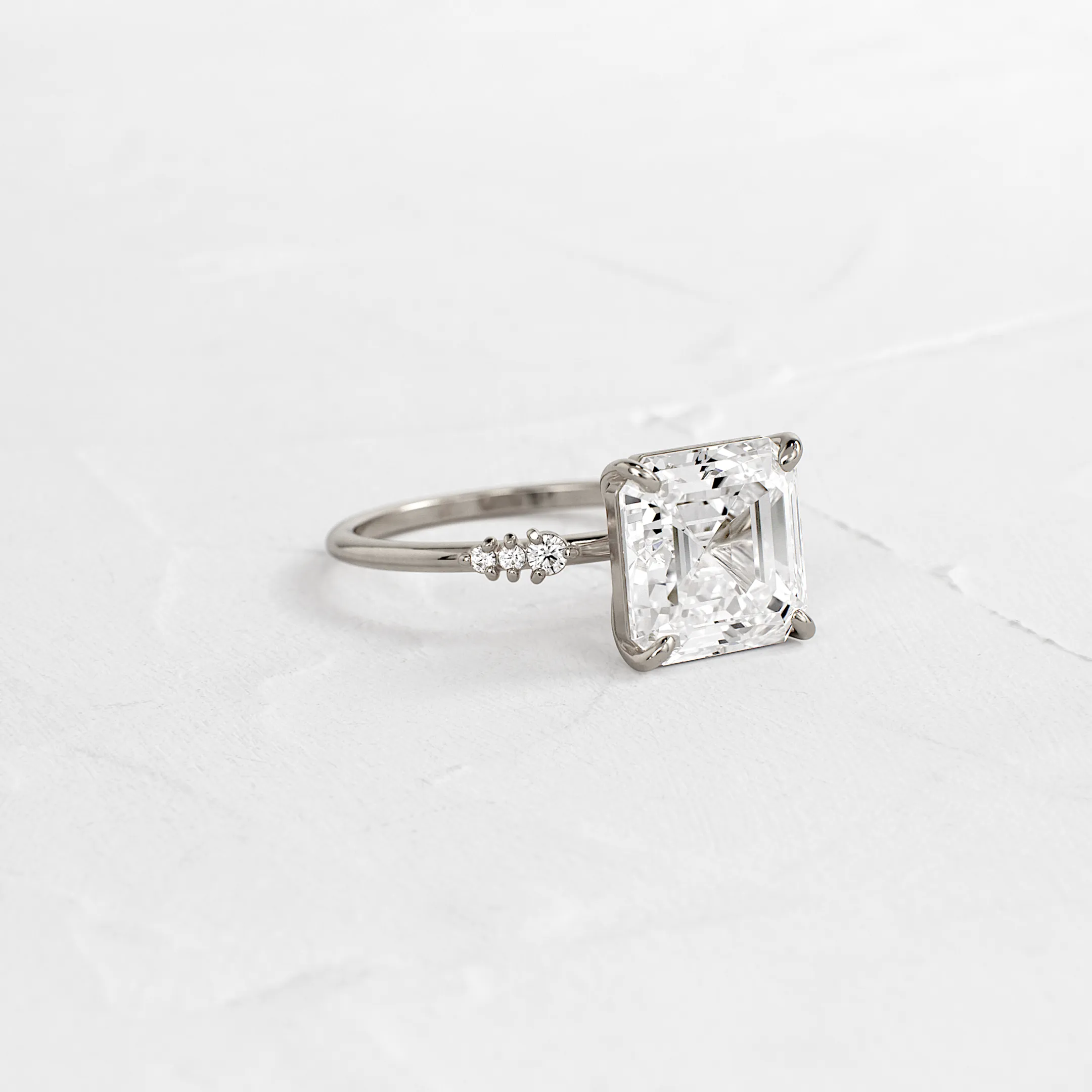 Poppy Seed Ring, Asscher Cut