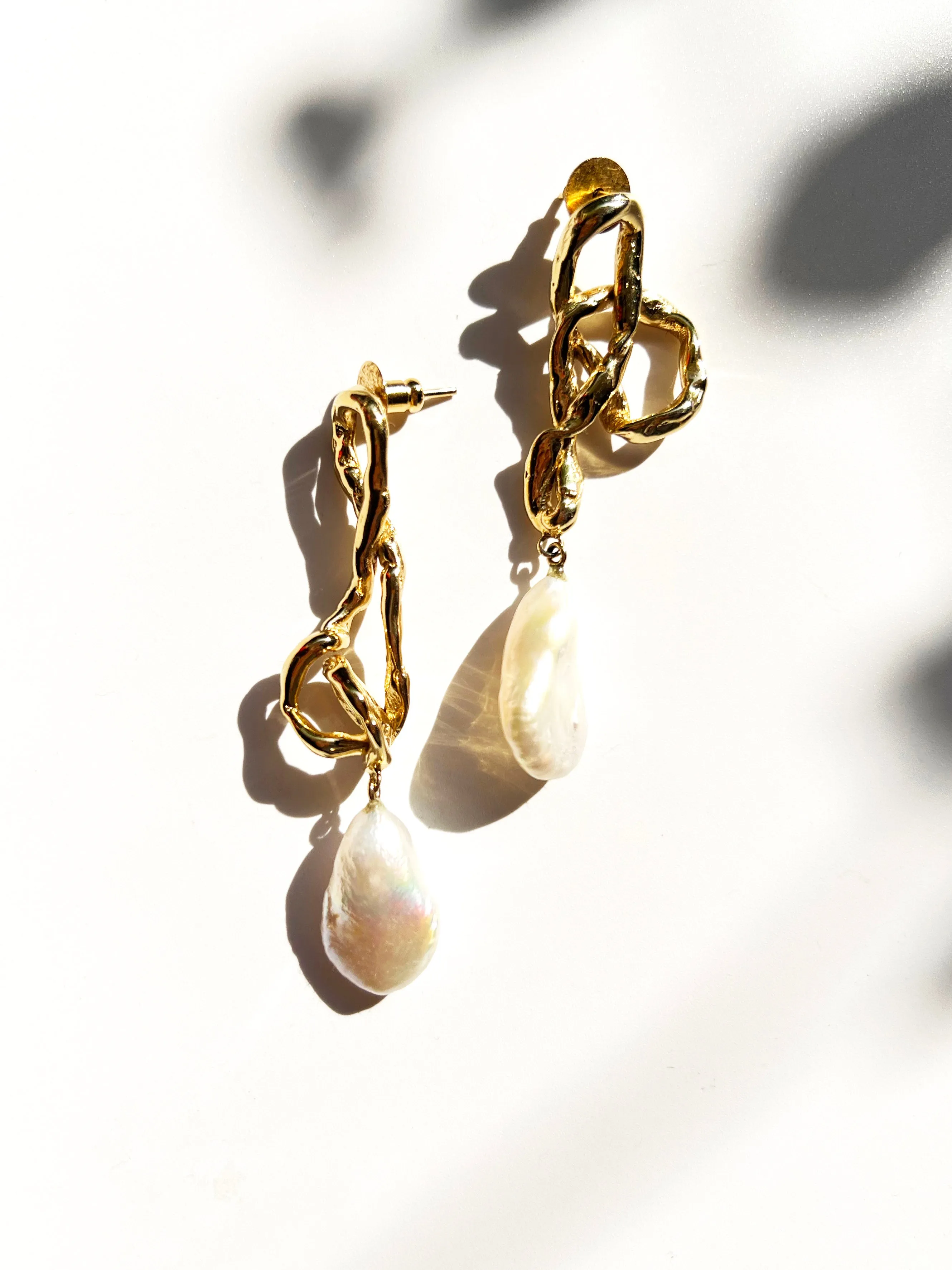Reborn: The Knotty Pearl Earrings