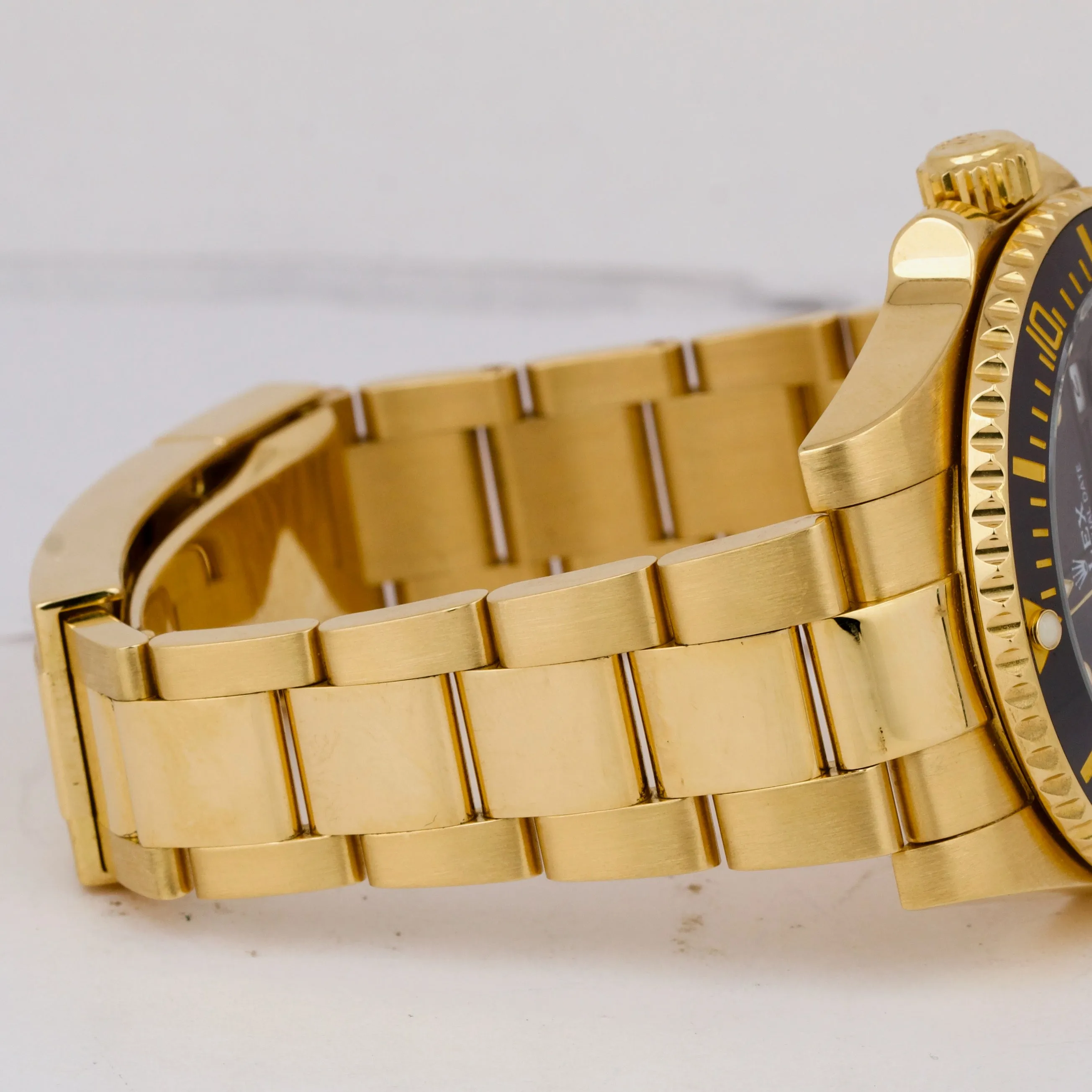Rolex Submariner Date 116618 Ceramic 18K Yellow Gold Black 40mm Oyster Watch BOX
