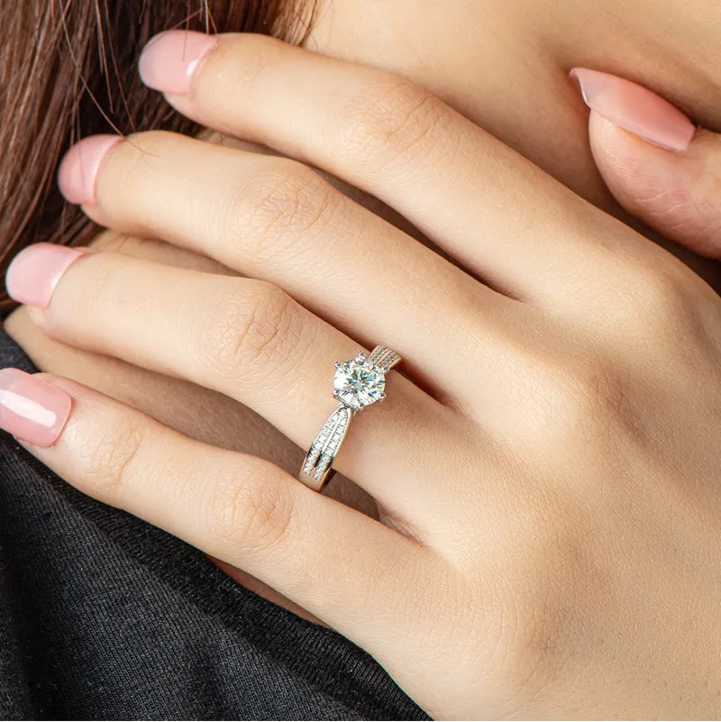 Round Cut Moissanite Classic Six Prong Ring