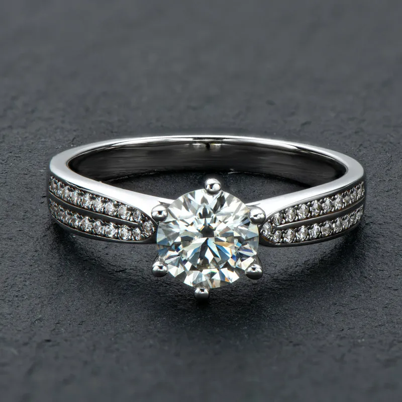 Round Cut Moissanite Classic Six Prong Ring