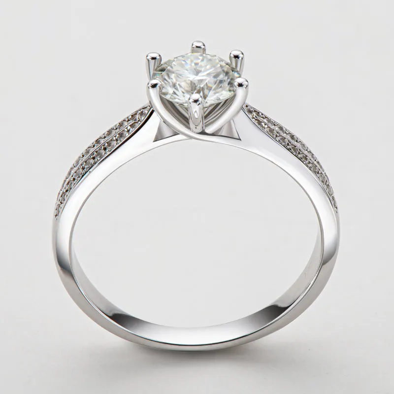 Round Cut Moissanite Classic Six Prong Ring