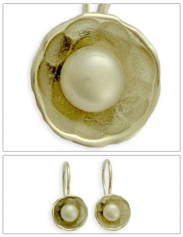 Simple earrings, fresh water pearl earrings, casual earrings, pearl earrings, bridal earrings, sterling silver earrings - Delicate E0388
