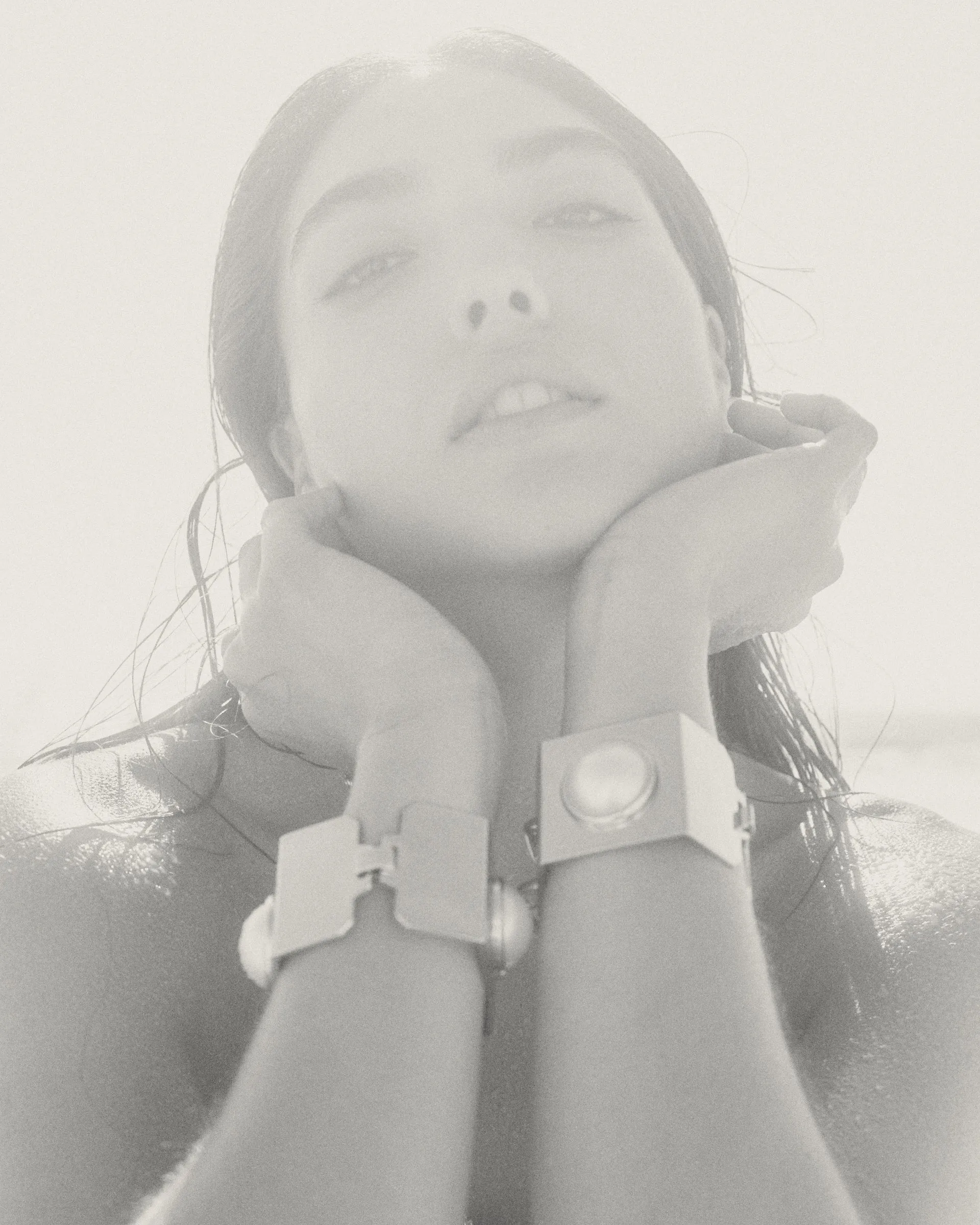 SINGLE PEARL CUFF