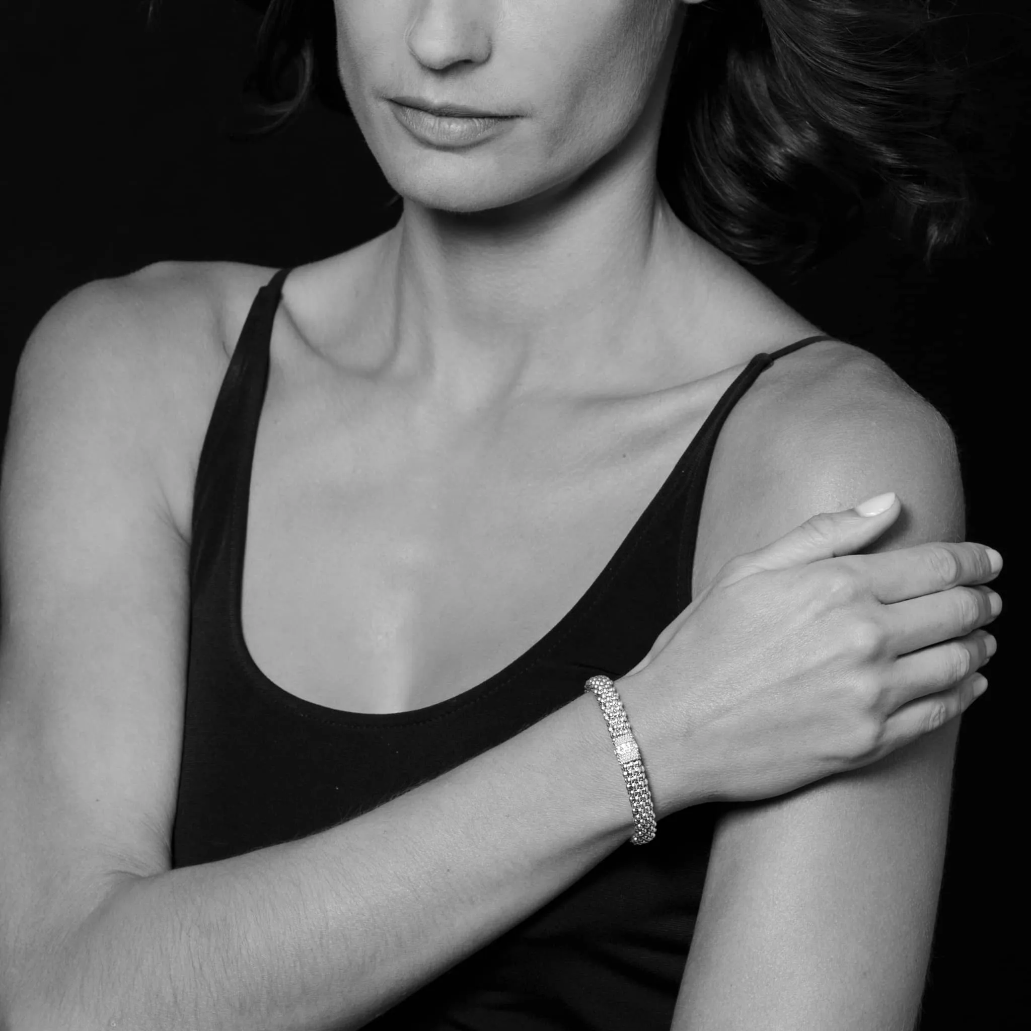 Single Station Diamond Caviar Bracelet | 9mm