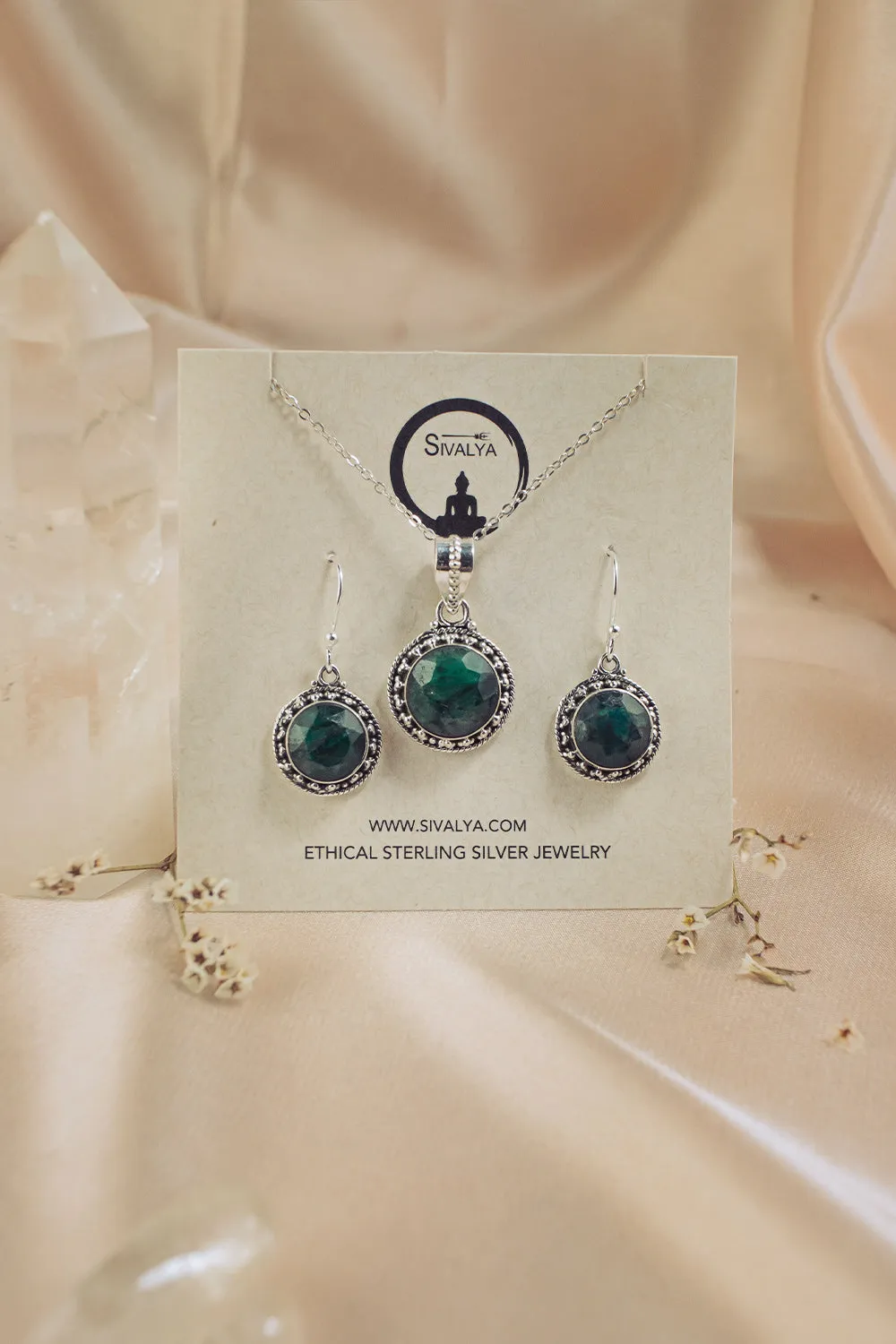 Sivalya Raw Emerald Silver Necklace and Earrings Jewelry Set - Aurora