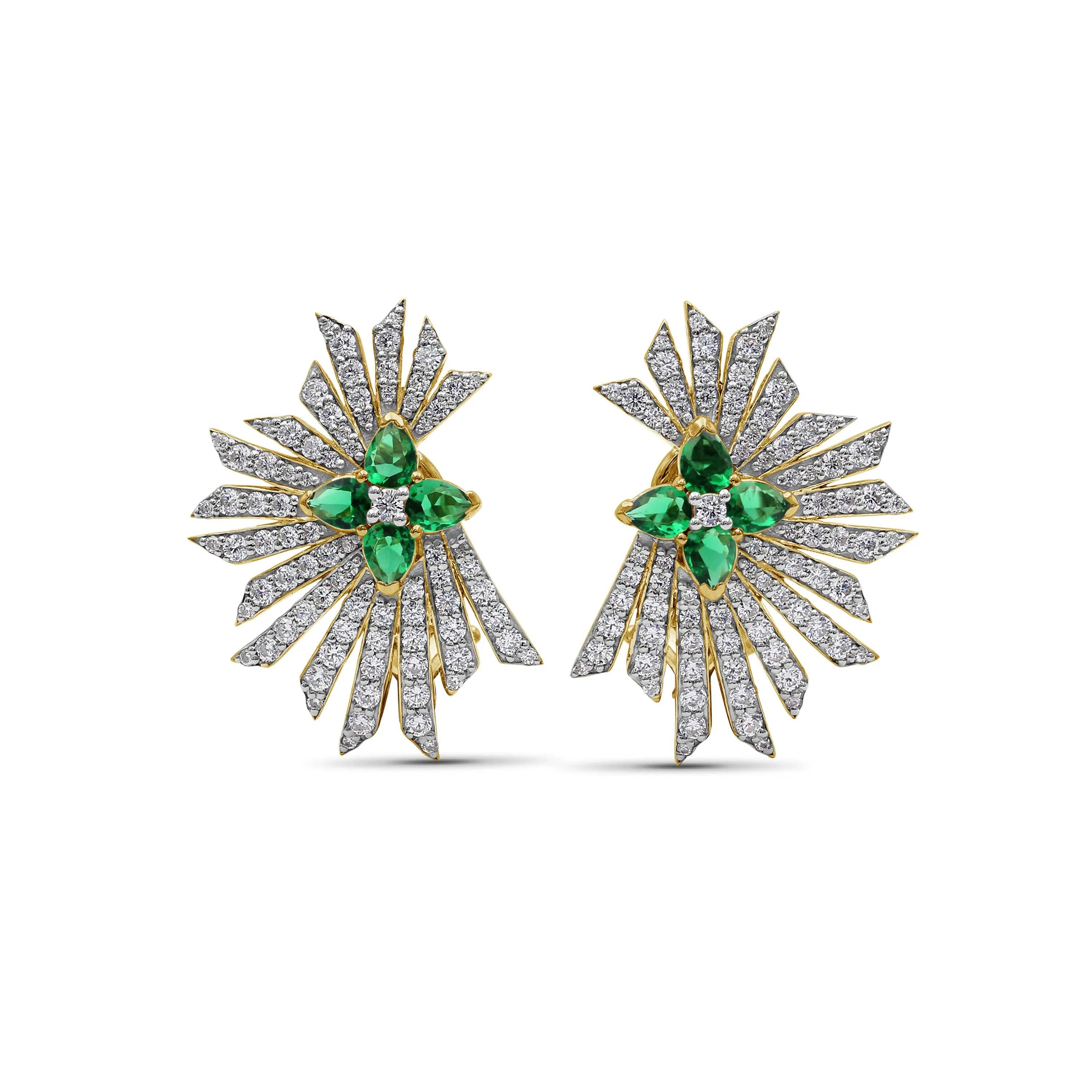 Sunray Emerald 1.05ct and Diamond 1.85ct Earring in 18K Gold