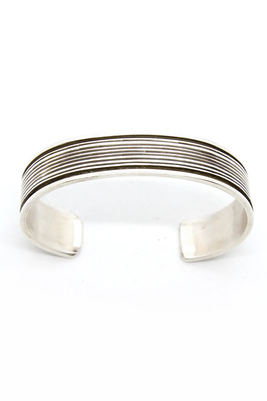 Tahe Oxidized Silver Cuff
