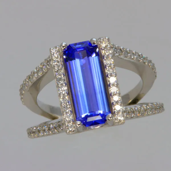 Tanzanite Ring in White Gold With Fine Diamonds